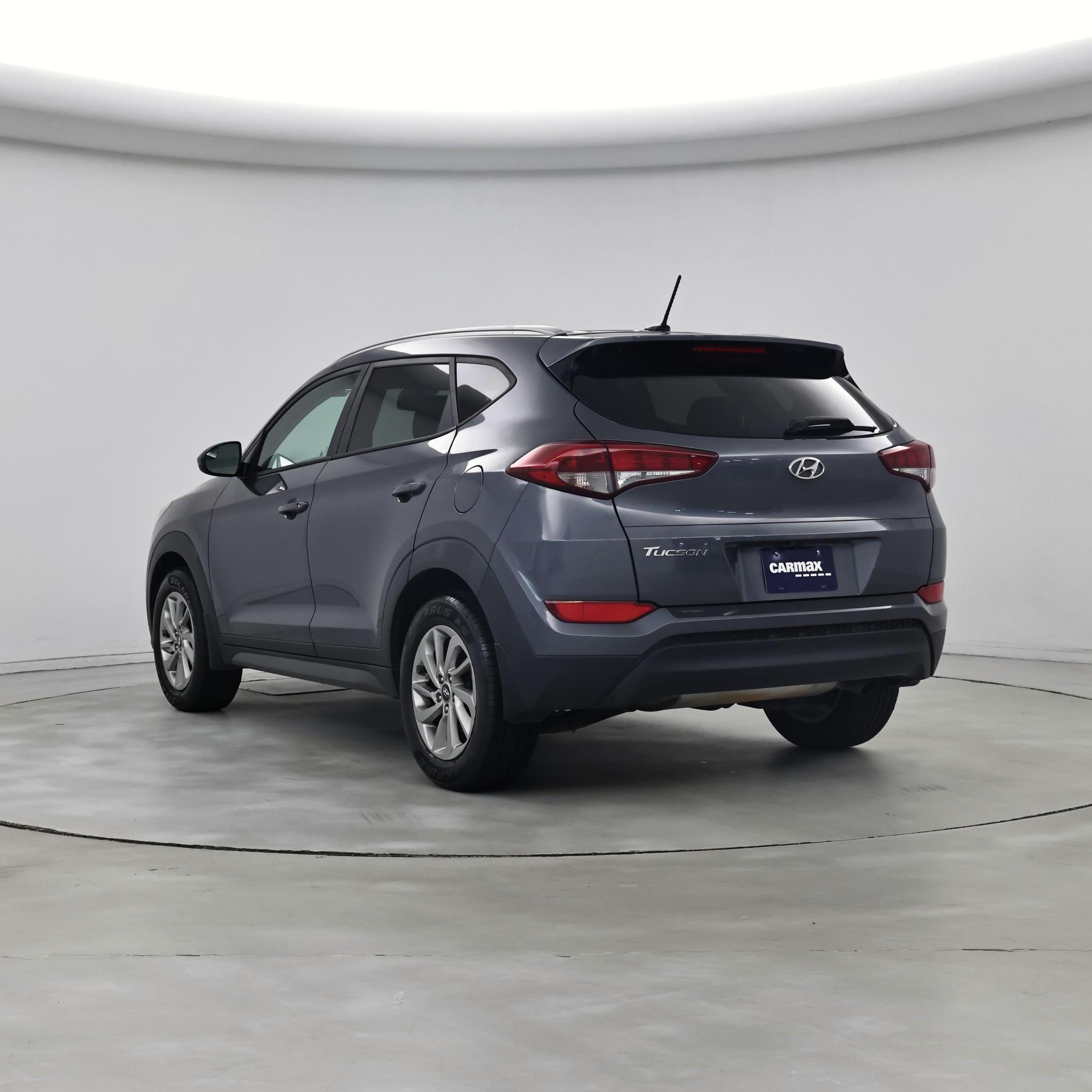 Thumbnail: 2016 Hyundai Tucson - 2