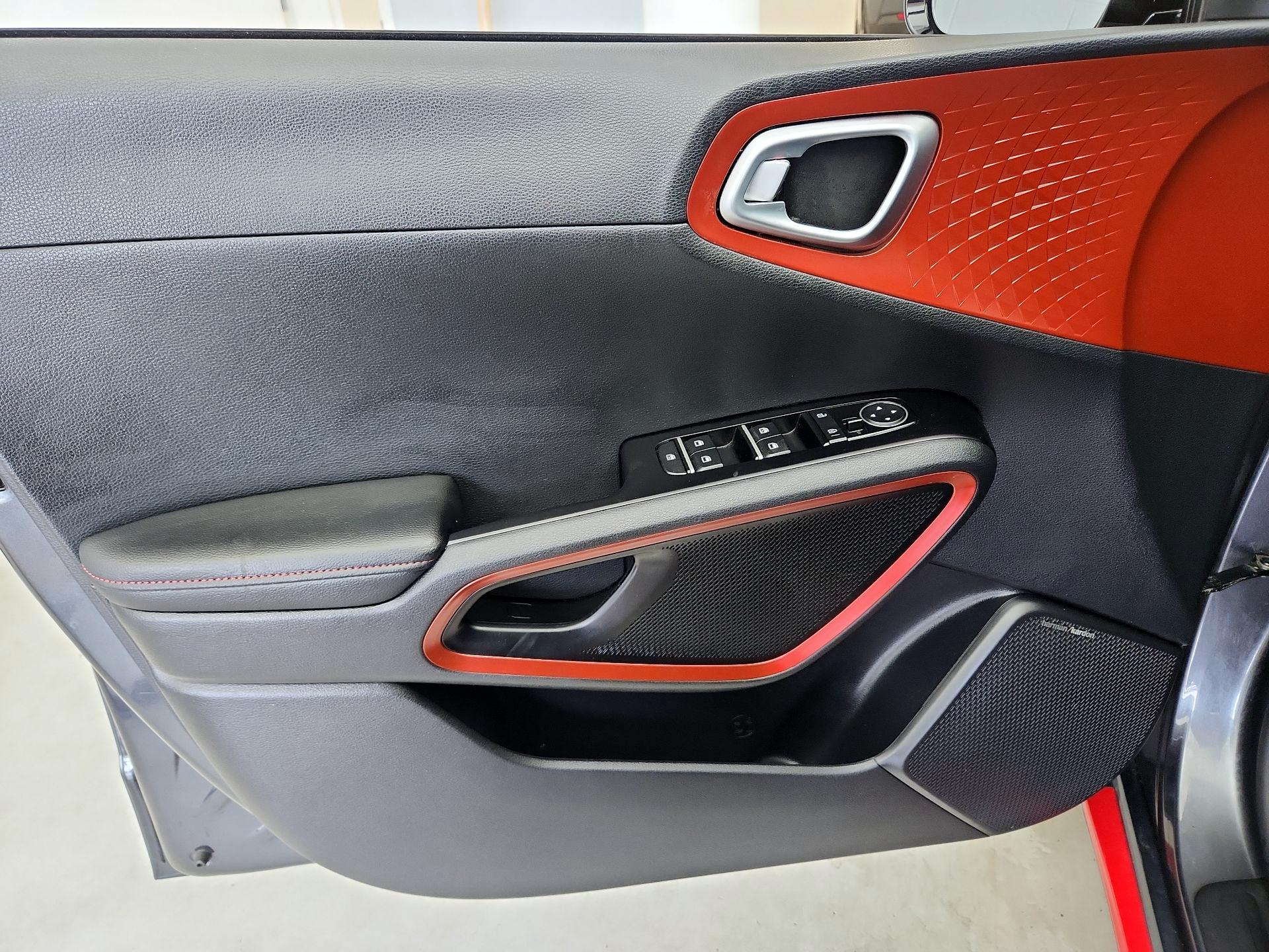 Thumbnail: 2021 Kia Soul - 12