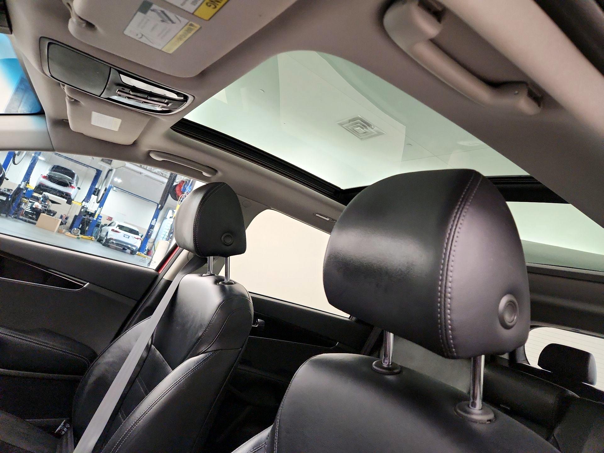 Thumbnail: 2020 Kia Sorento - 19