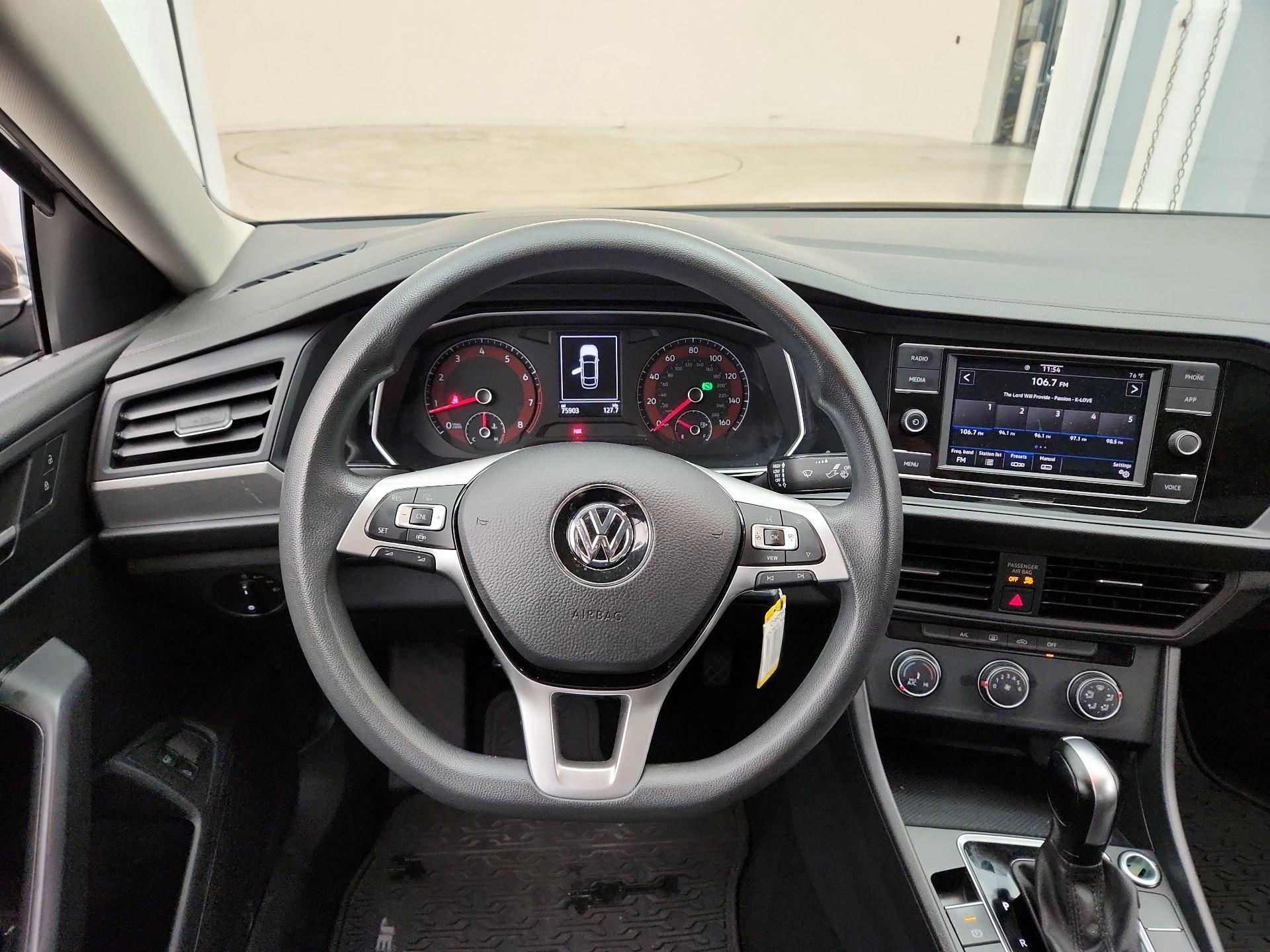 Thumbnail: 2020 Volkswagen Jetta - 10