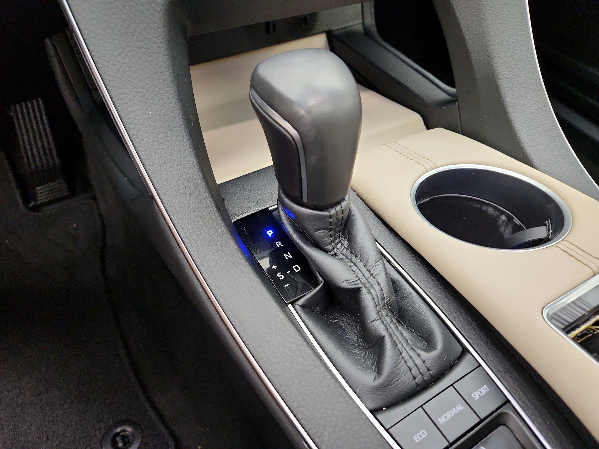Thumbnail: 2020 Toyota Avalon - 17