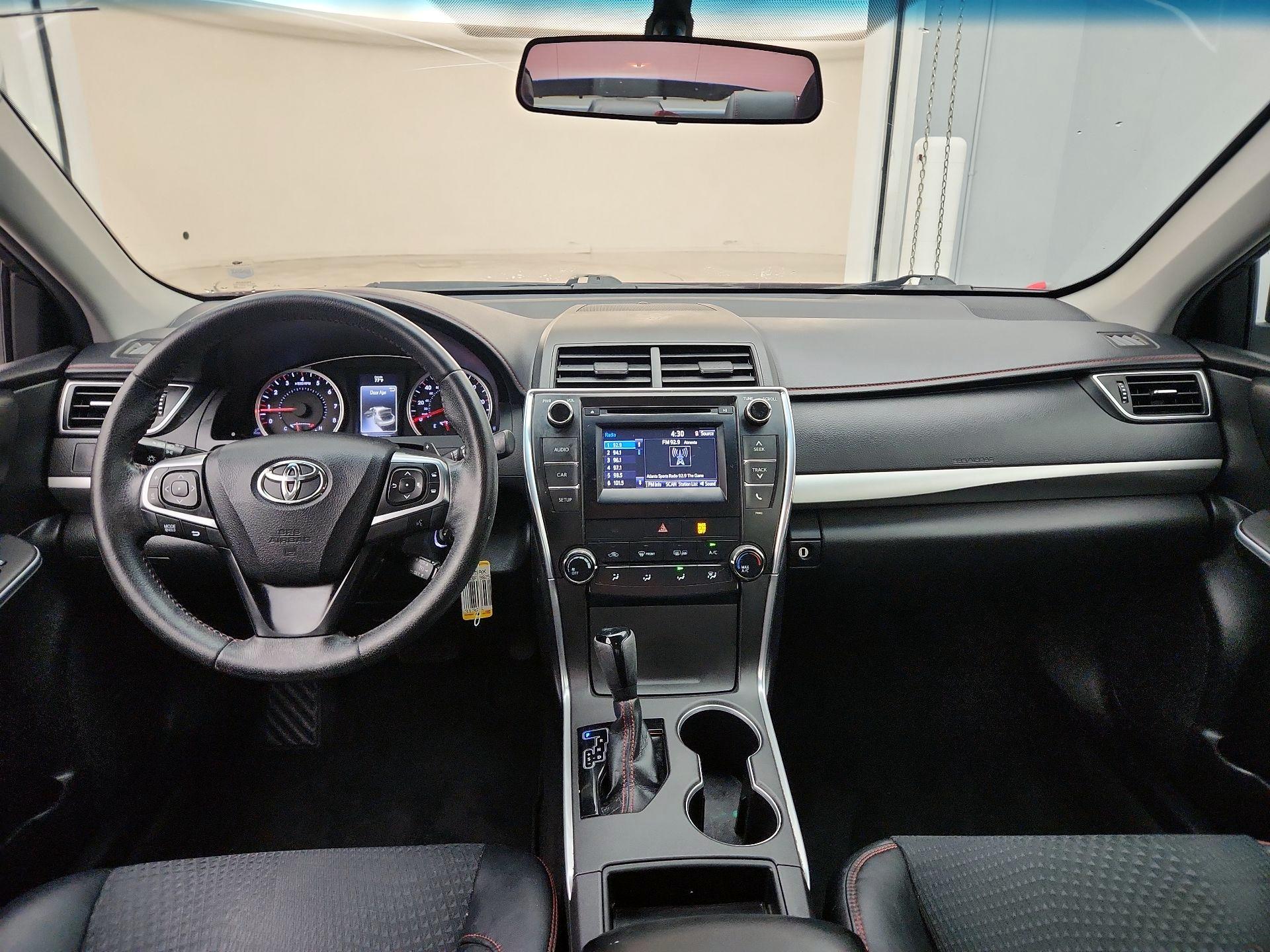 Thumbnail: 2015 Toyota Camry - 9