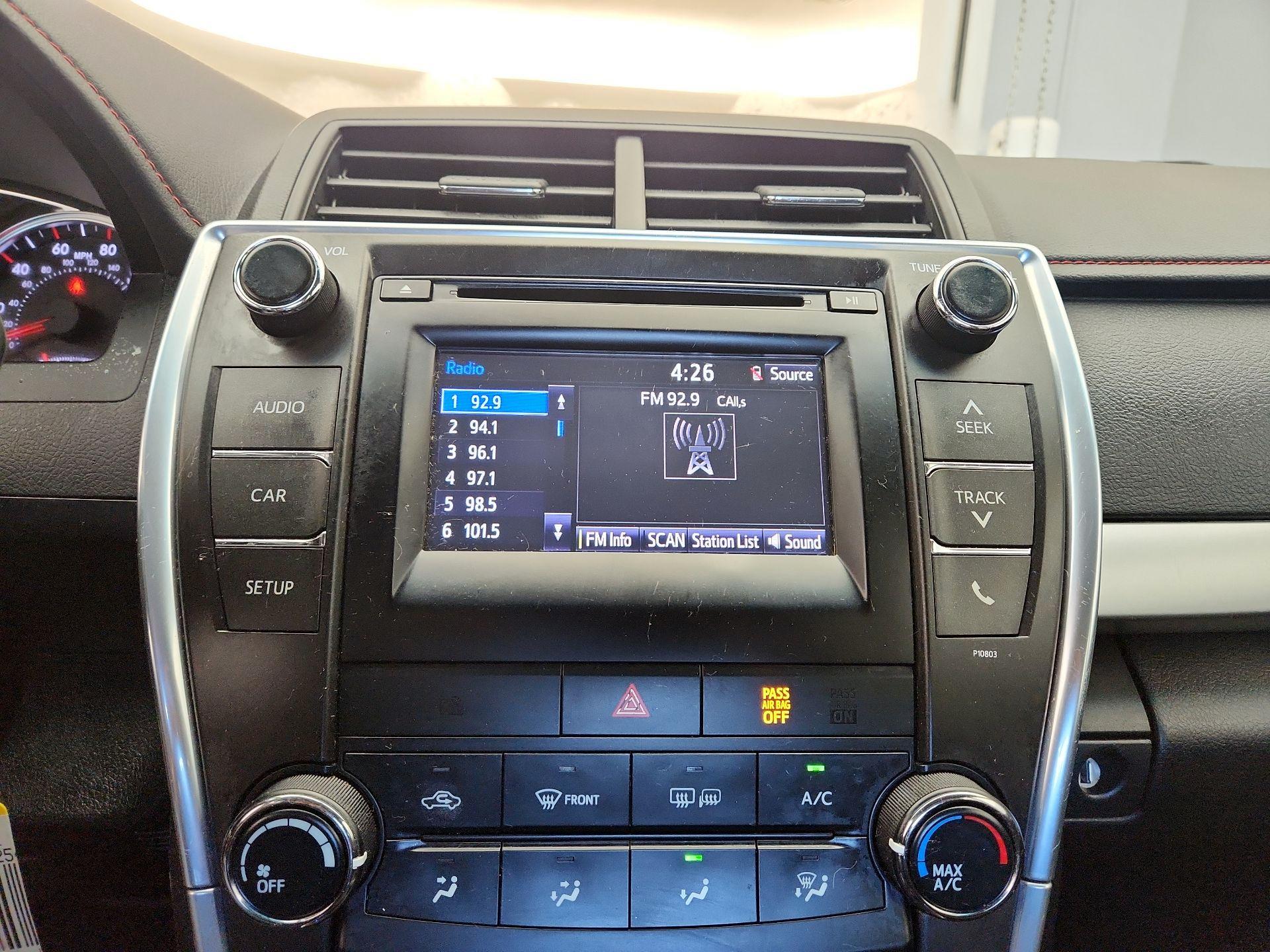Thumbnail: 2015 Toyota Camry - 15