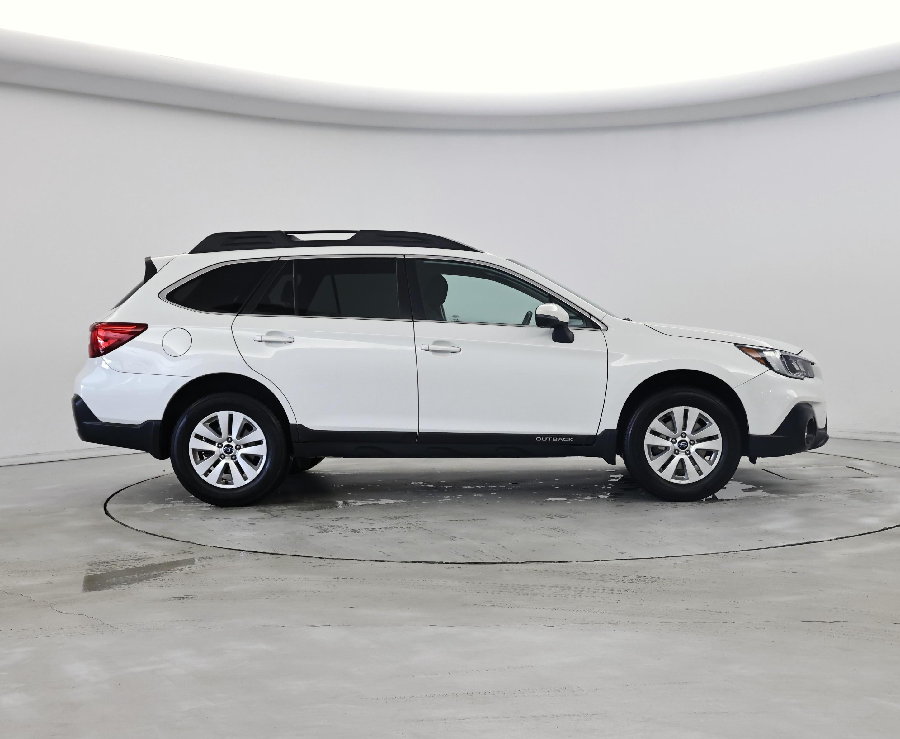 Thumbnail: 2018 Subaru Outback - 7