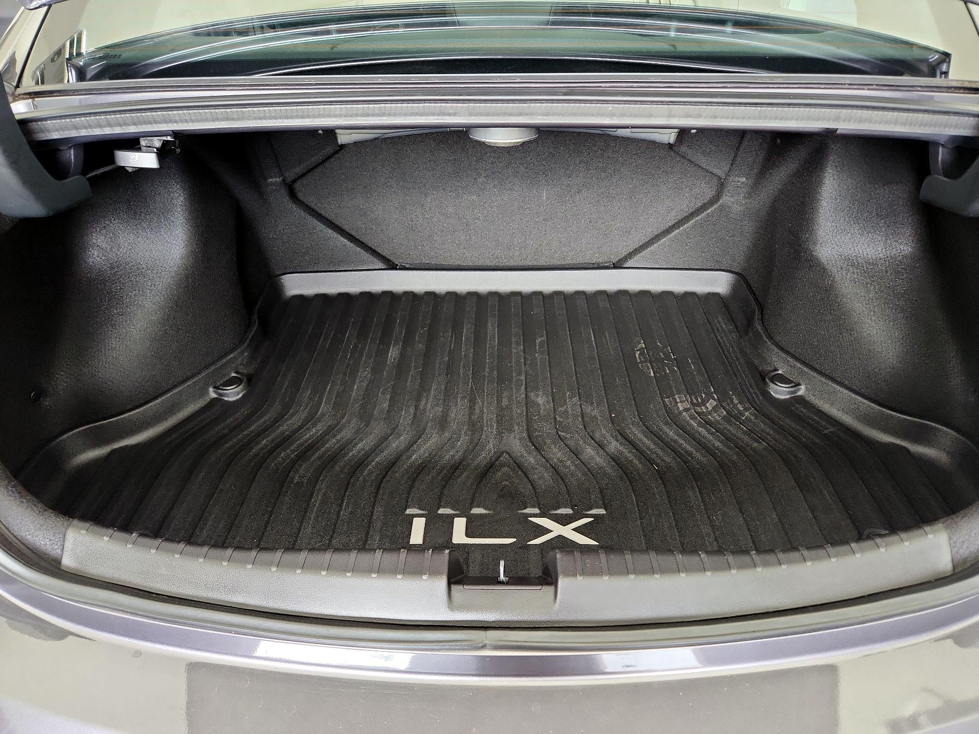 Thumbnail: 2022 Acura ILX - 20