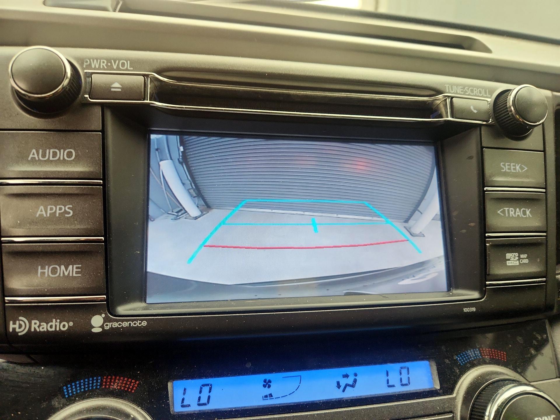 Thumbnail: 2015 Toyota RAV4 - 15