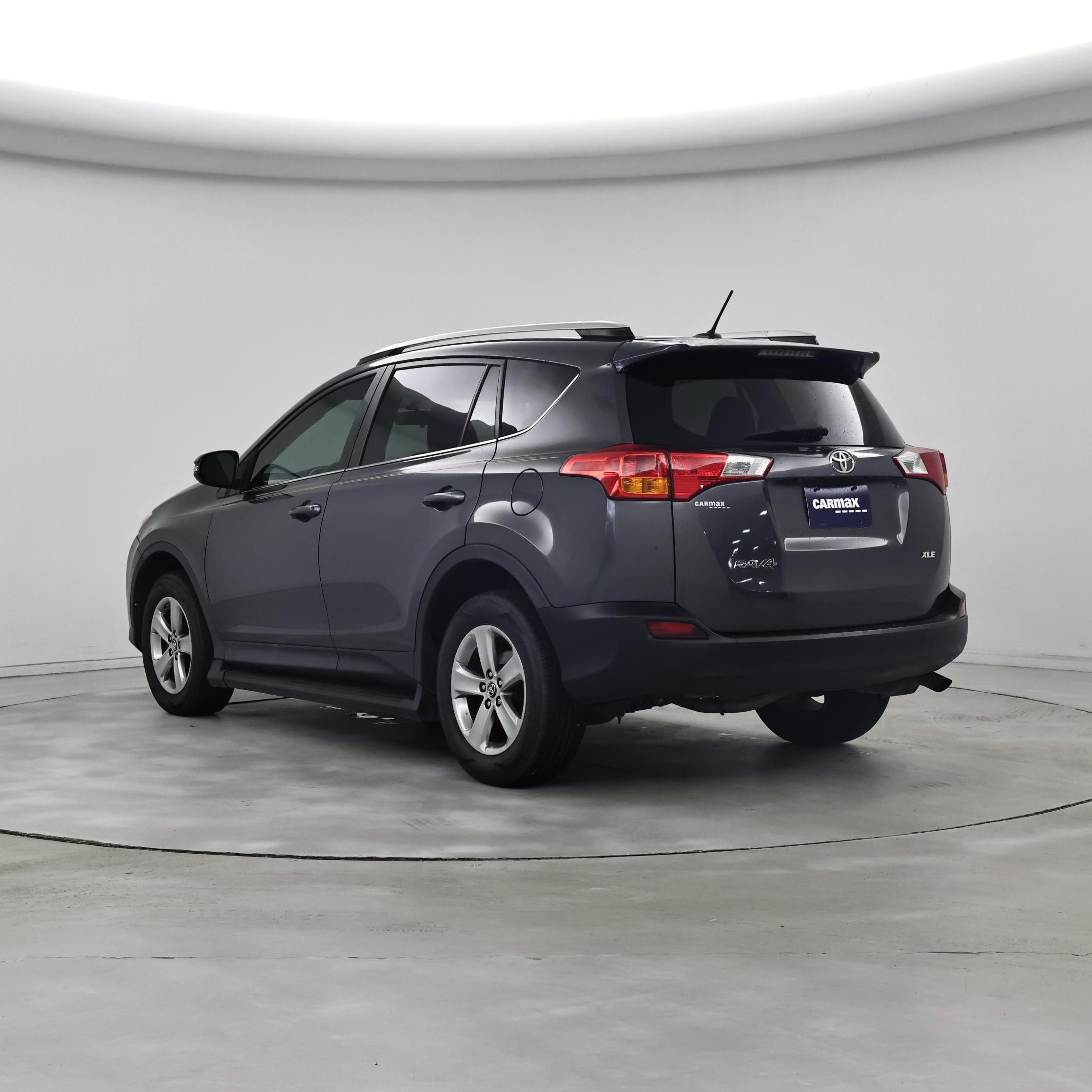 Thumbnail: 2015 Toyota RAV4 - 2