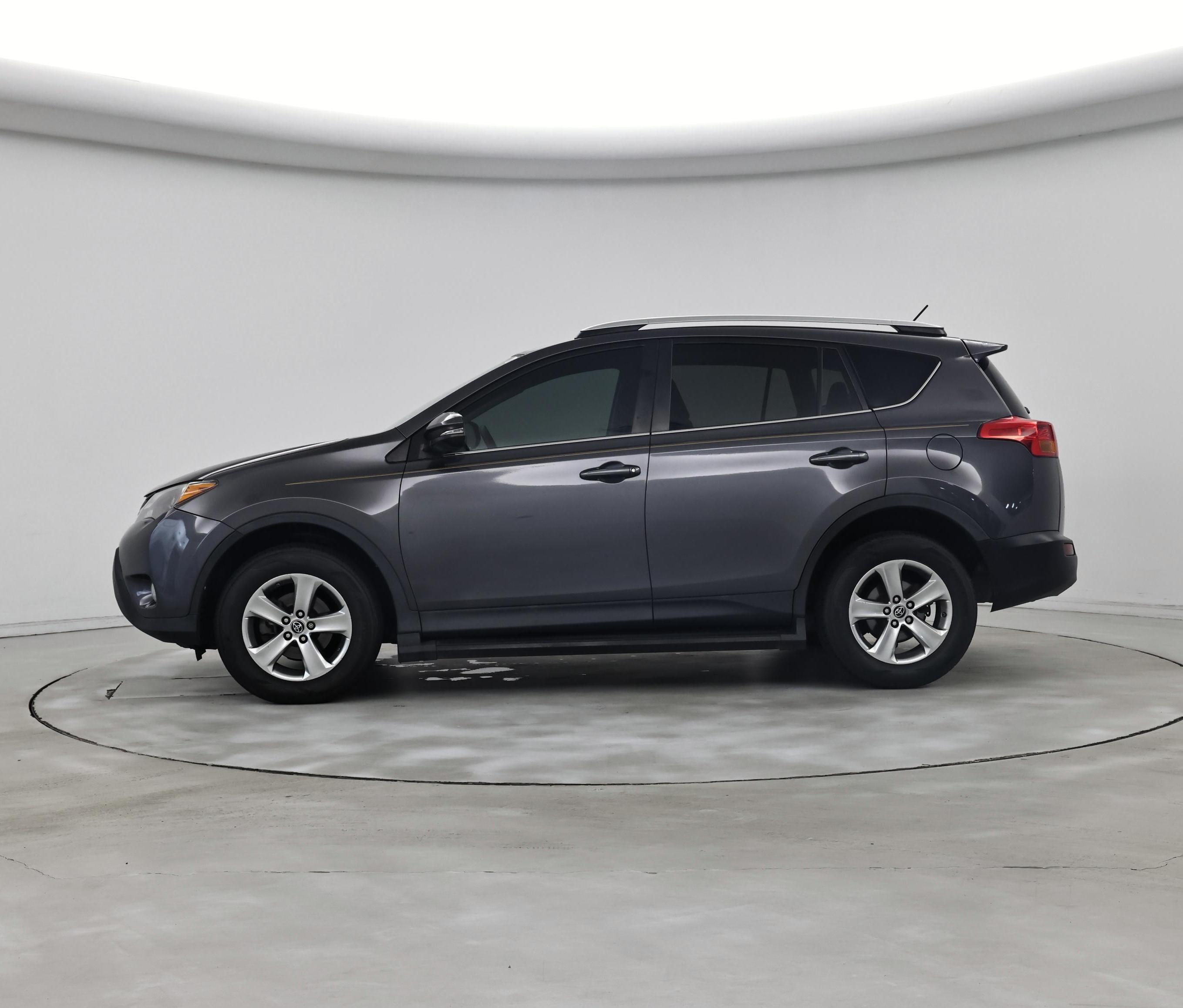Thumbnail: 2015 Toyota RAV4 - 3