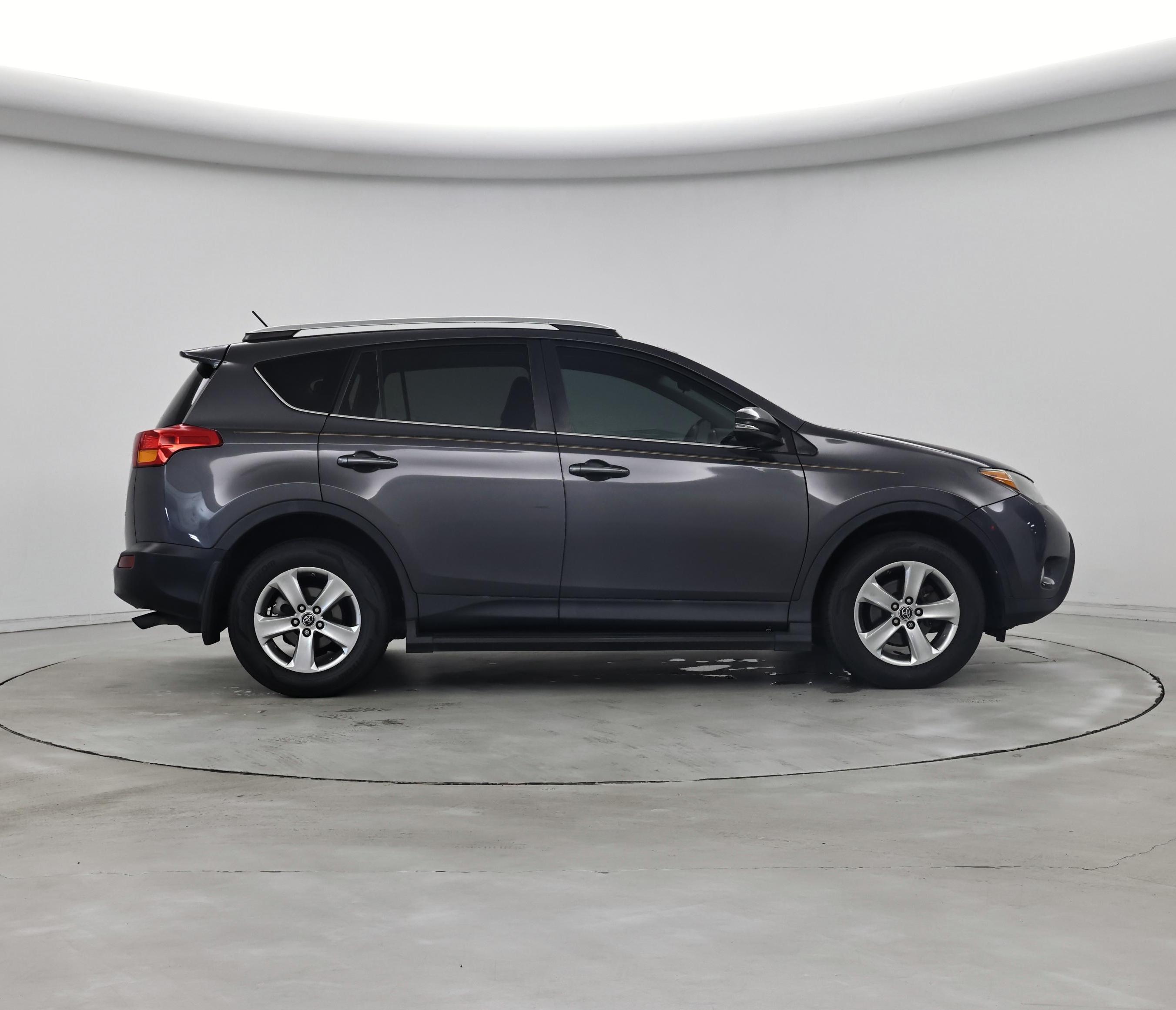 Thumbnail: 2015 Toyota RAV4 - 7
