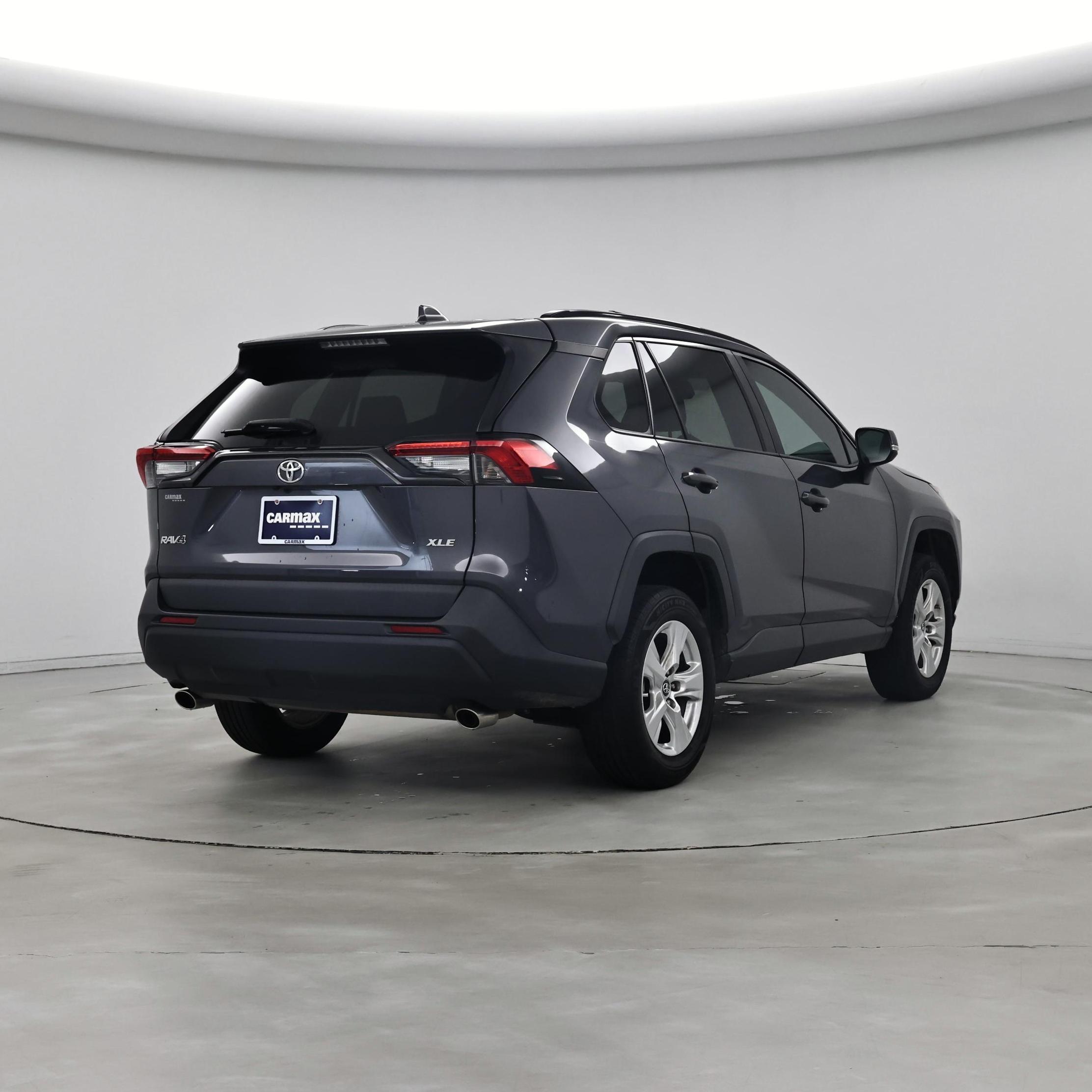 Thumbnail: 2019 Toyota RAV4 - 8