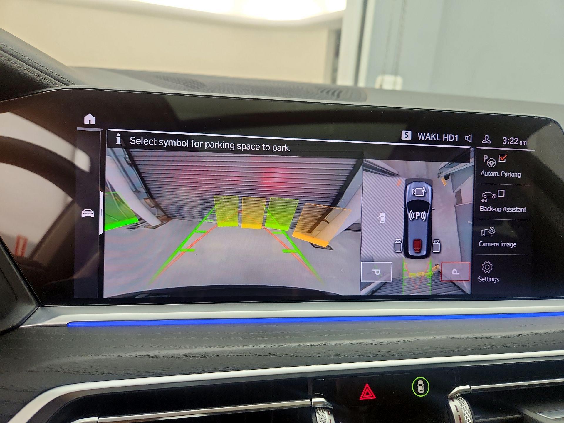 Thumbnail: 2020 BMW X7 - 15
