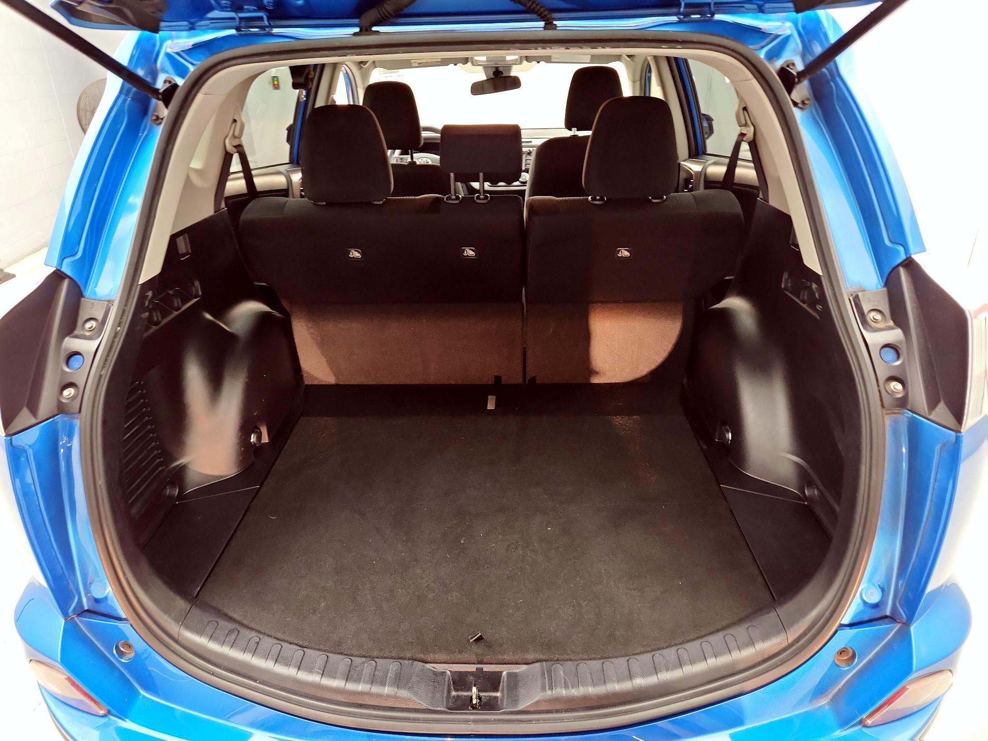 Thumbnail: 2018 Toyota RAV4 - 20