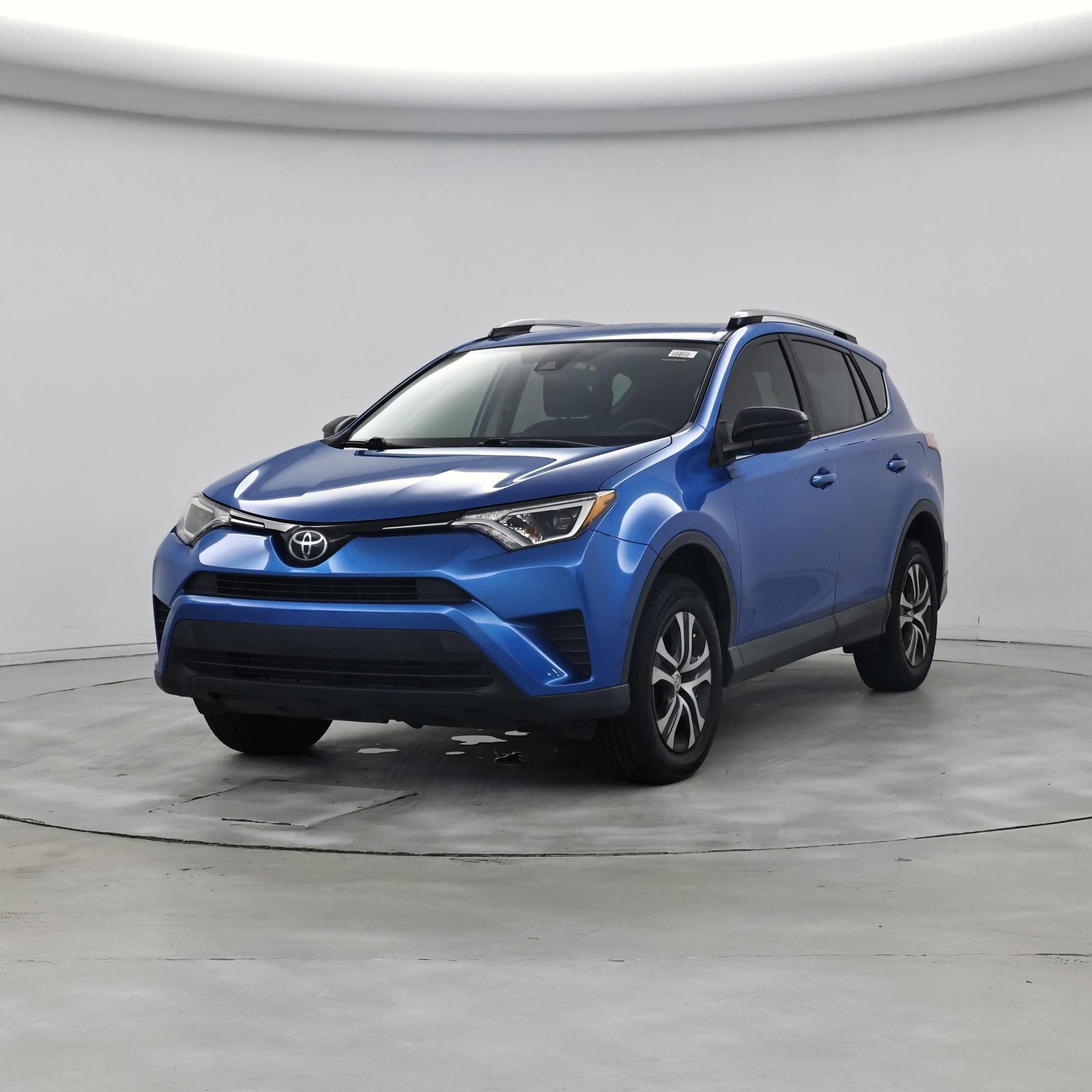 Thumbnail: 2018 Toyota RAV4 - 4