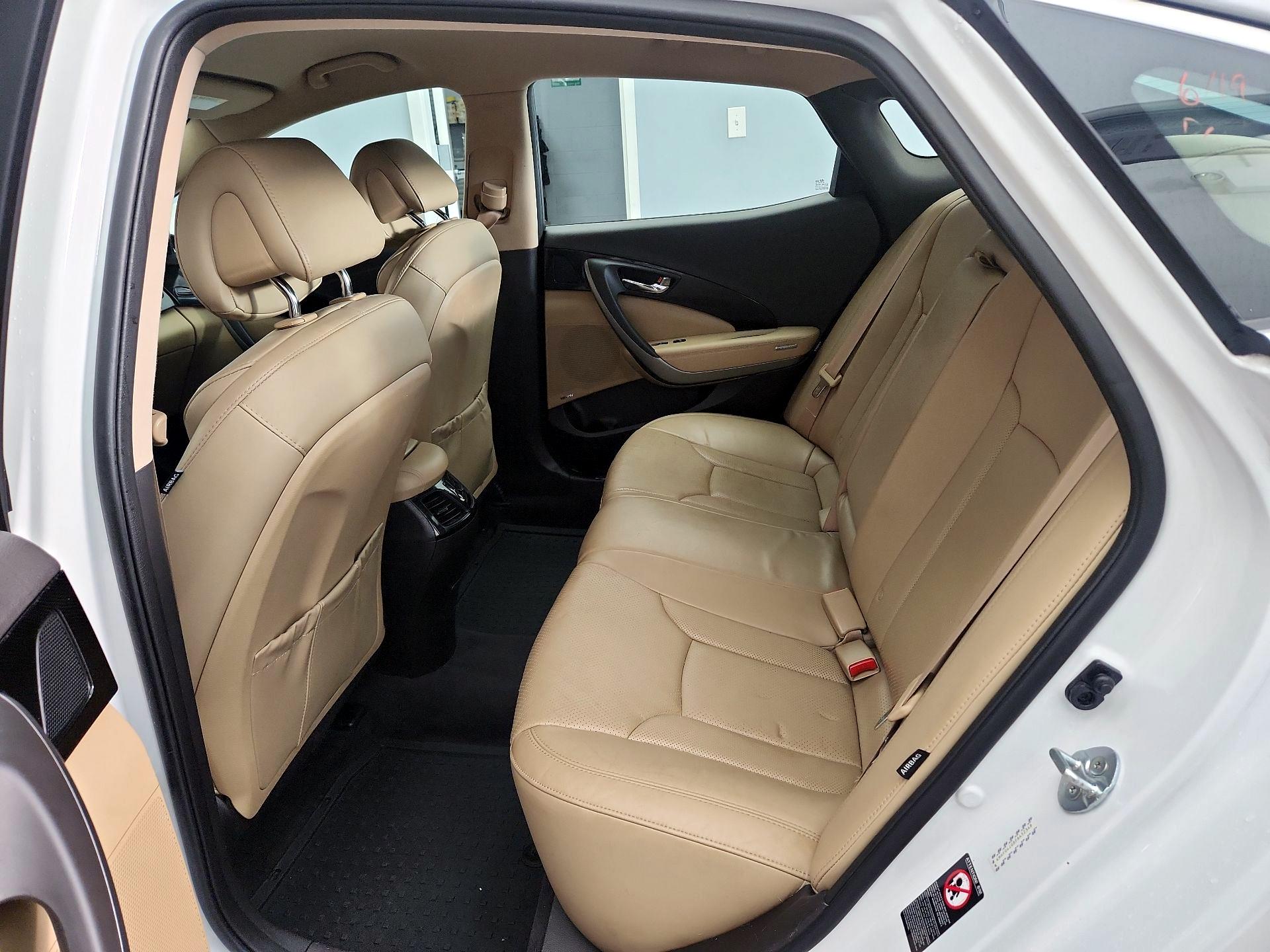 Thumbnail: 2015 Hyundai Azera - 20