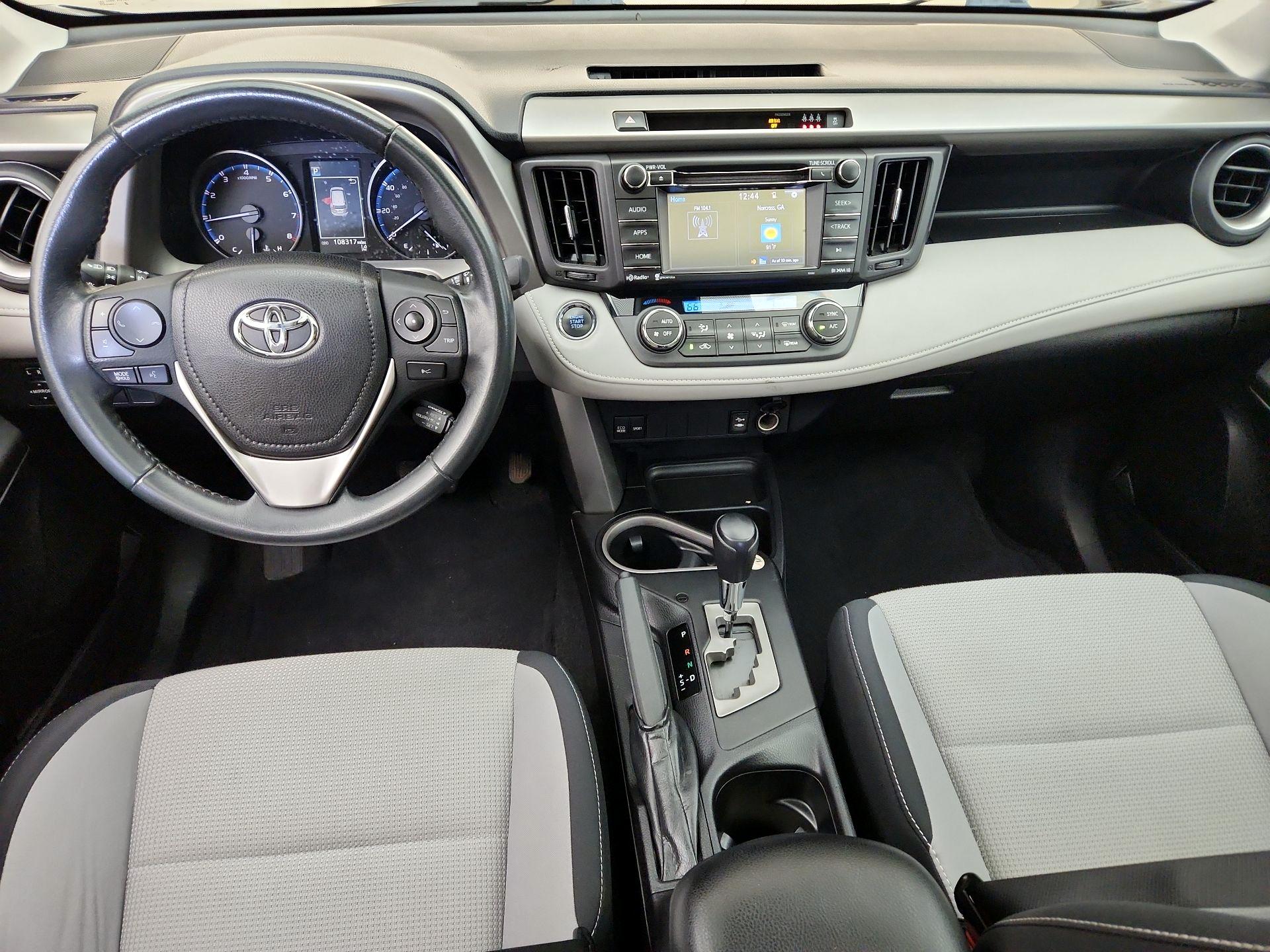 Thumbnail: 2018 Toyota RAV4 - 9