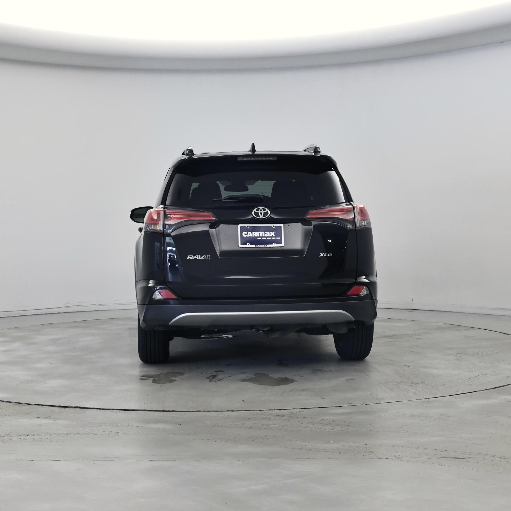 Thumbnail: 2018 Toyota RAV4 - 6