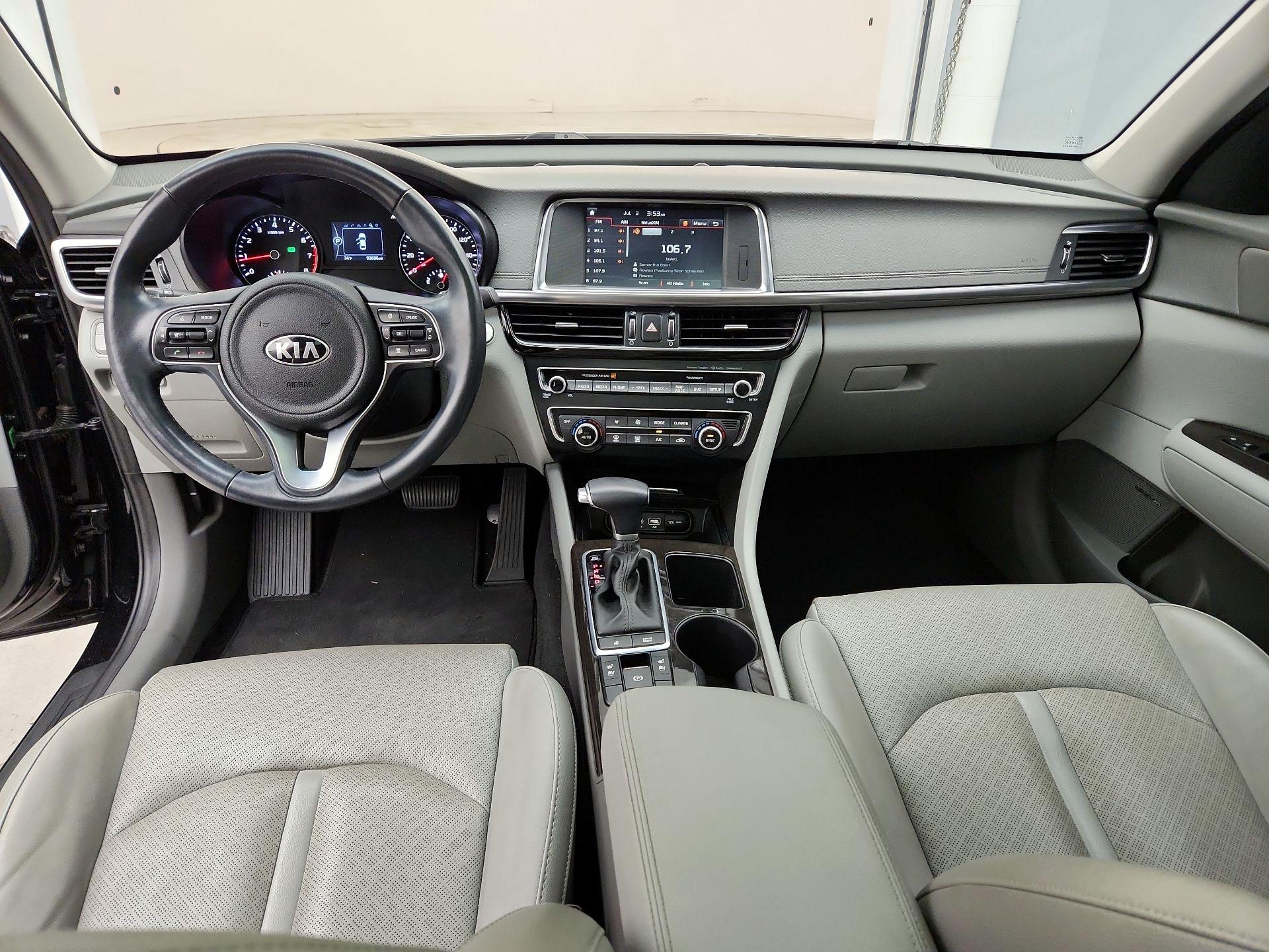 Thumbnail: 2017 Kia Optima - 9