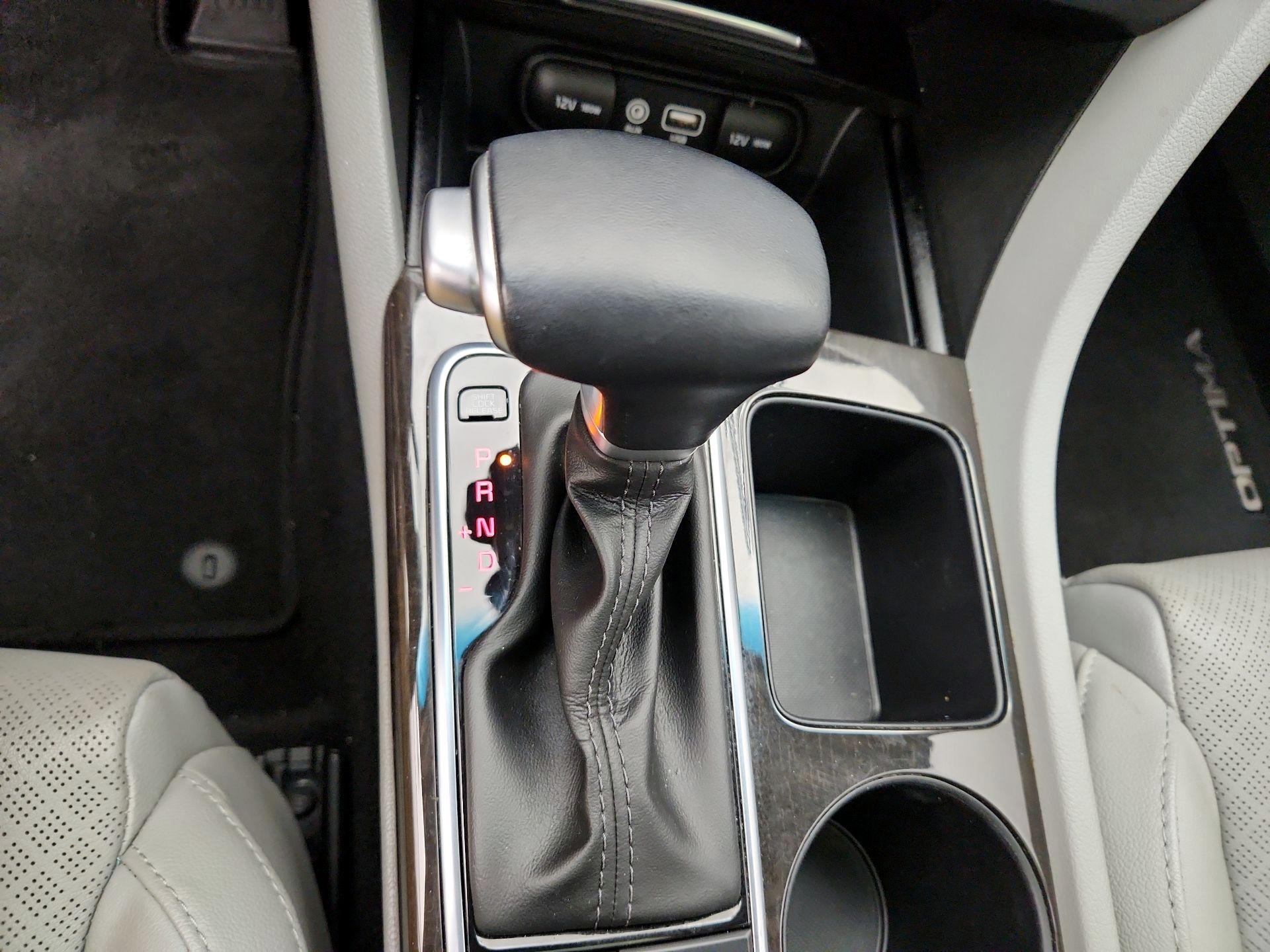 Thumbnail: 2017 Kia Optima - 18
