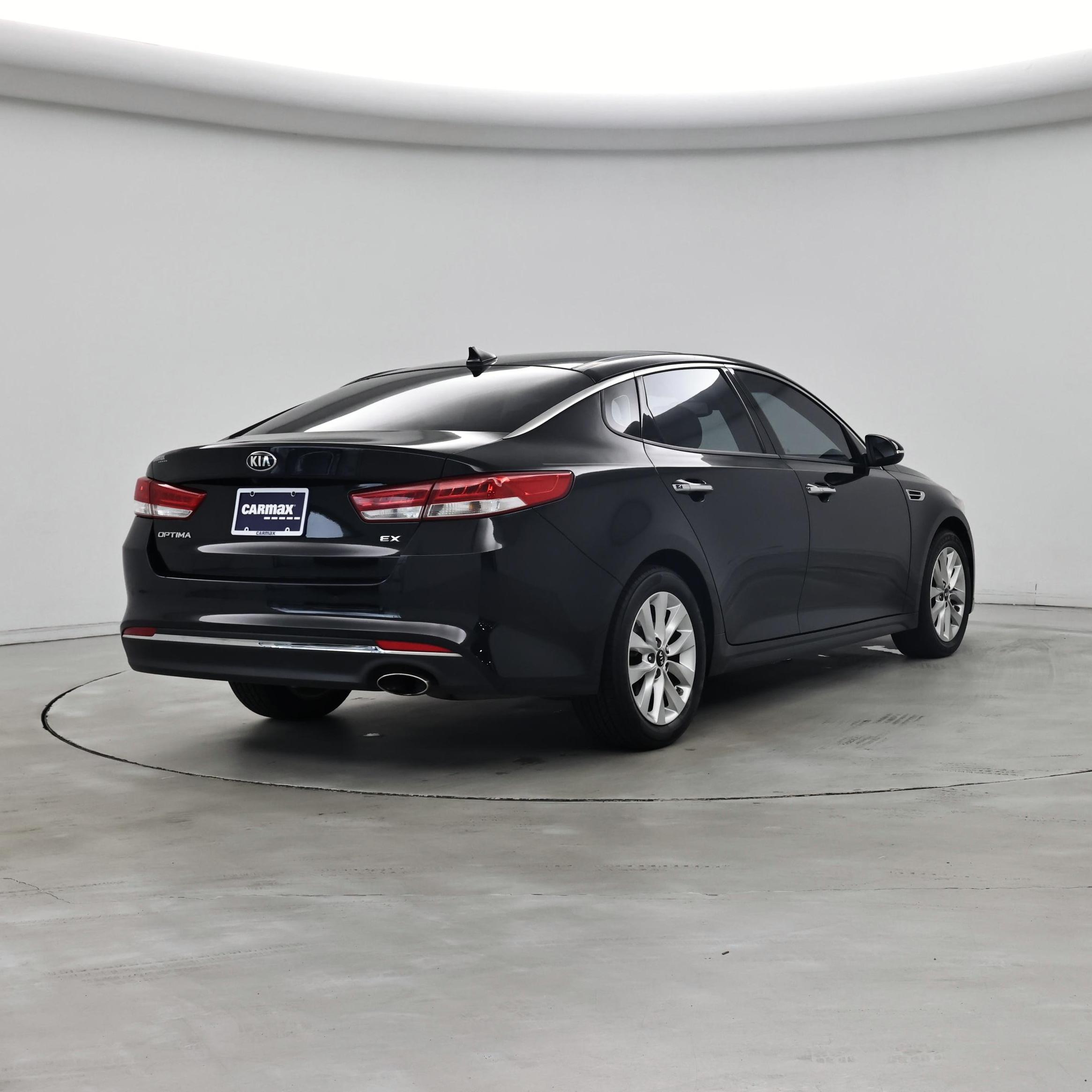 Thumbnail: 2017 Kia Optima - 8