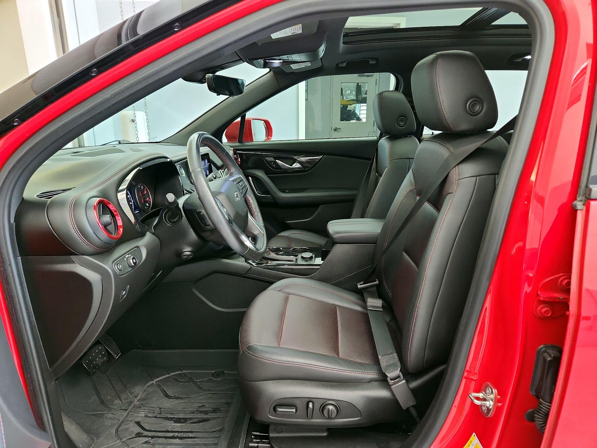 Thumbnail: 2019 Chevrolet Blazer - 11