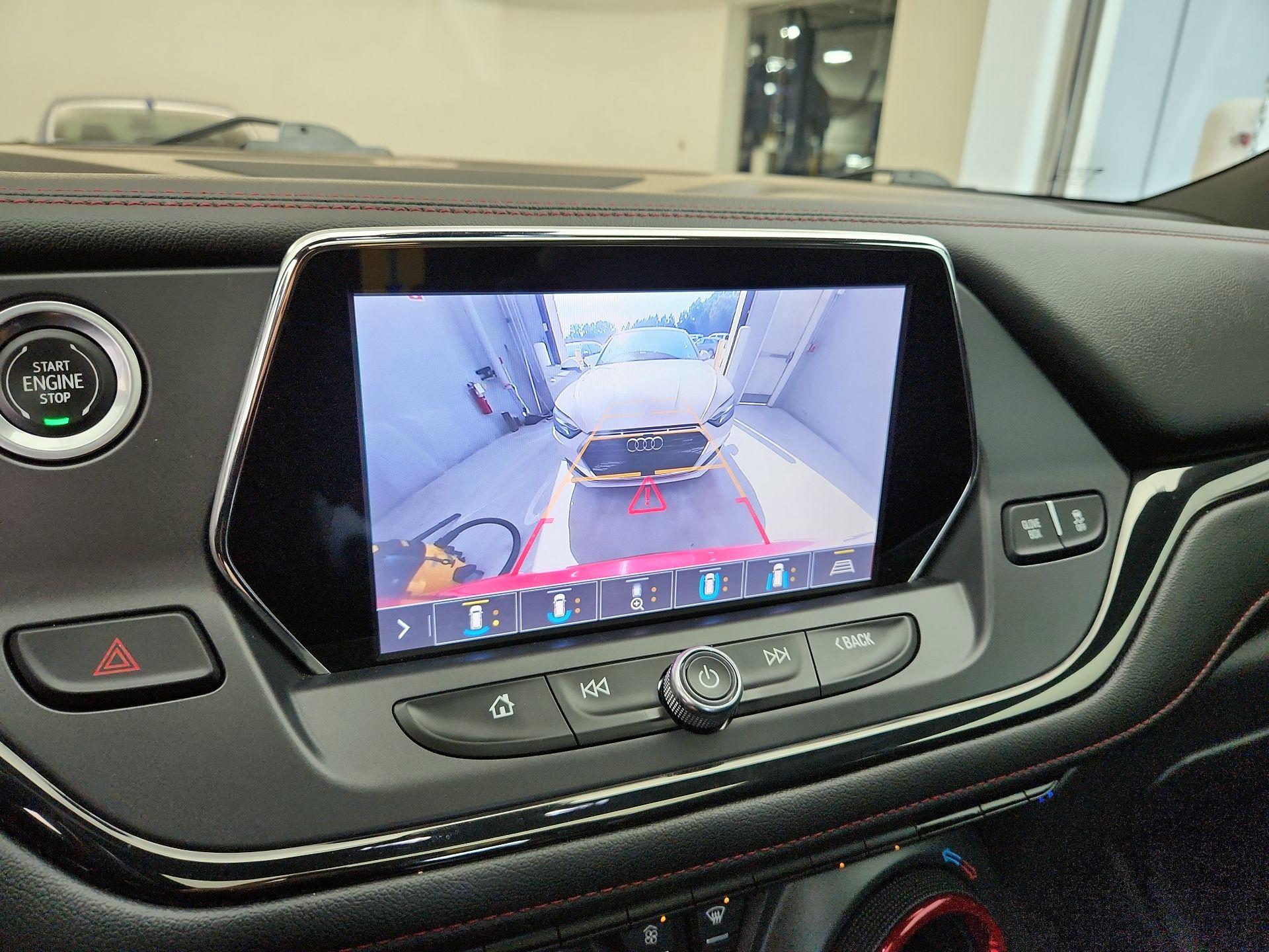 Thumbnail: 2019 Chevrolet Blazer - 14