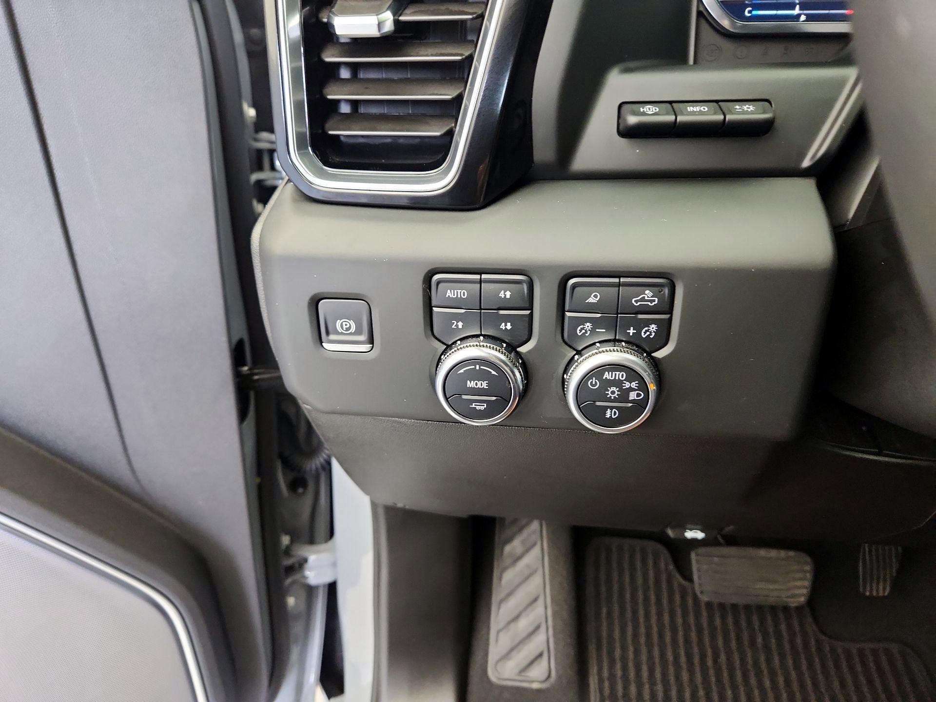 Thumbnail: 2024 GMC Sierra 1500 - 13