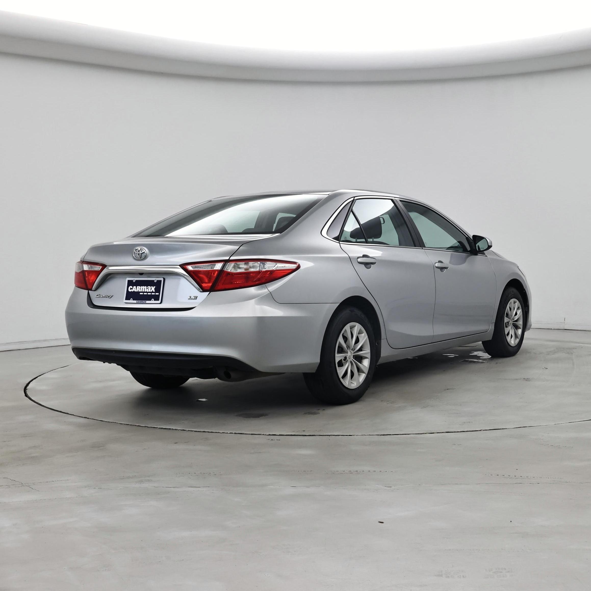 Thumbnail: 2015 Toyota Camry - 8