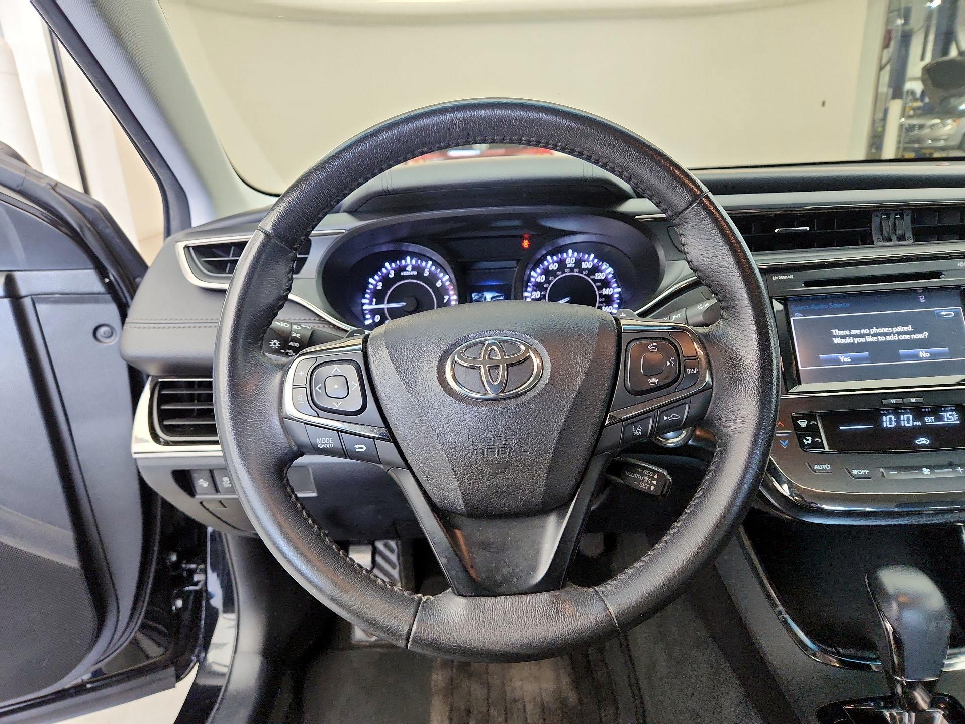 Thumbnail: 2018 Toyota Avalon - 10