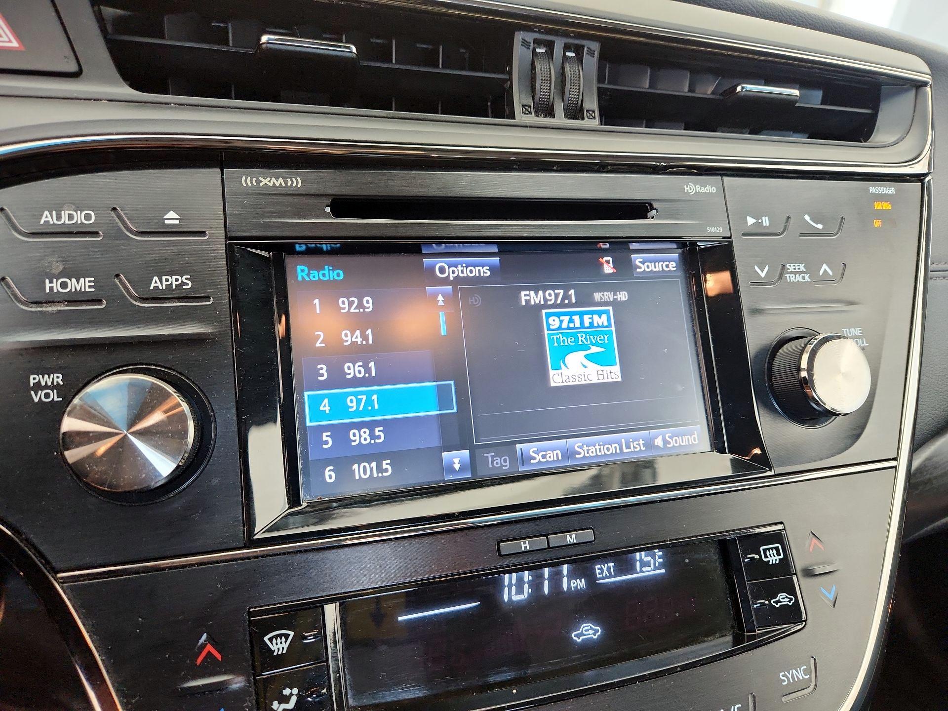 Thumbnail: 2018 Toyota Avalon - 15
