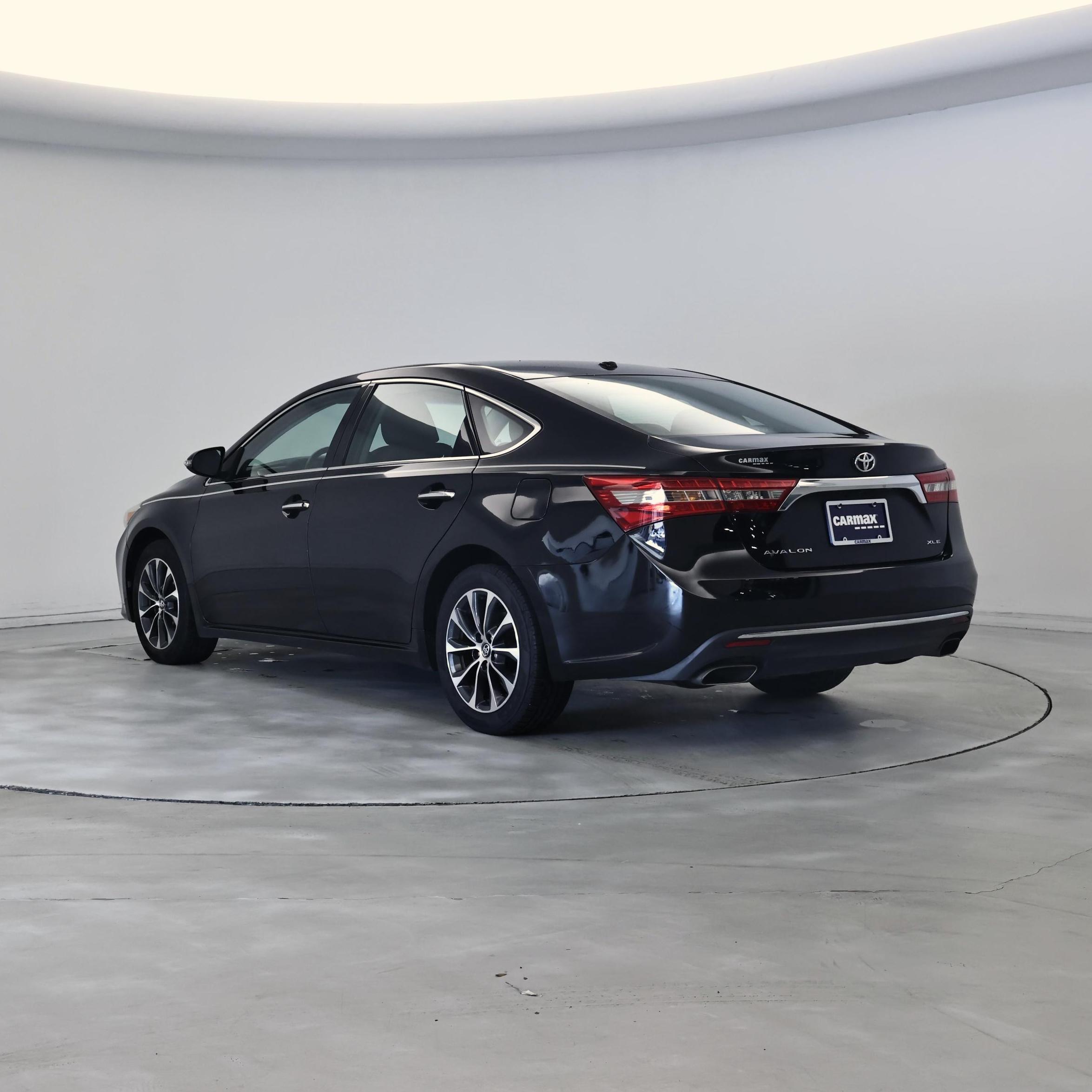 Thumbnail: 2018 Toyota Avalon - 2