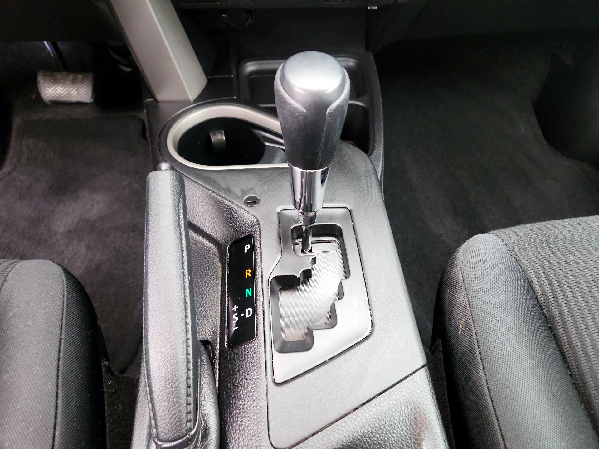 Thumbnail: 2016 Toyota RAV4 - 17