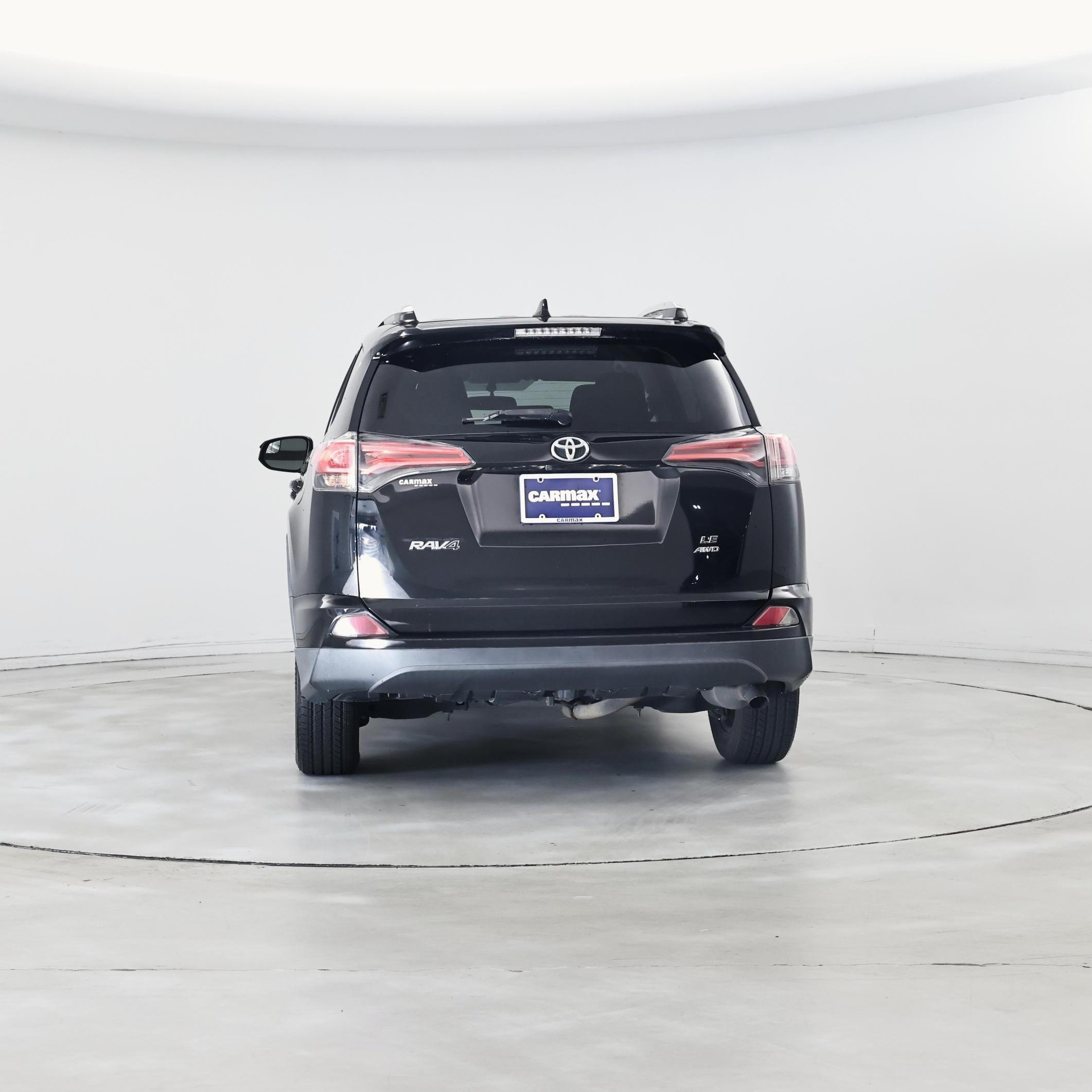 Thumbnail: 2016 Toyota RAV4 - 6