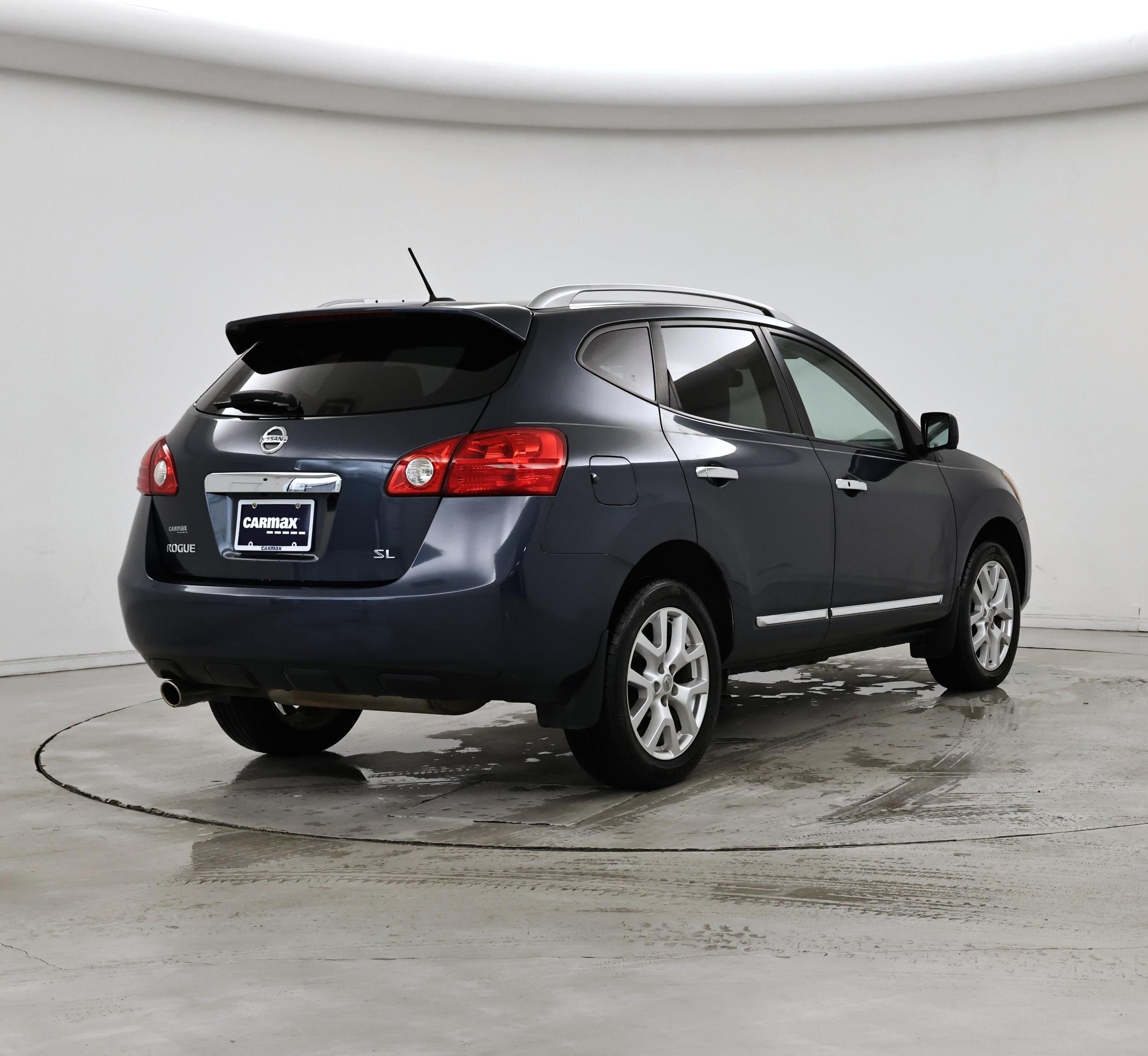 Thumbnail: 2013 Nissan Rogue - 8