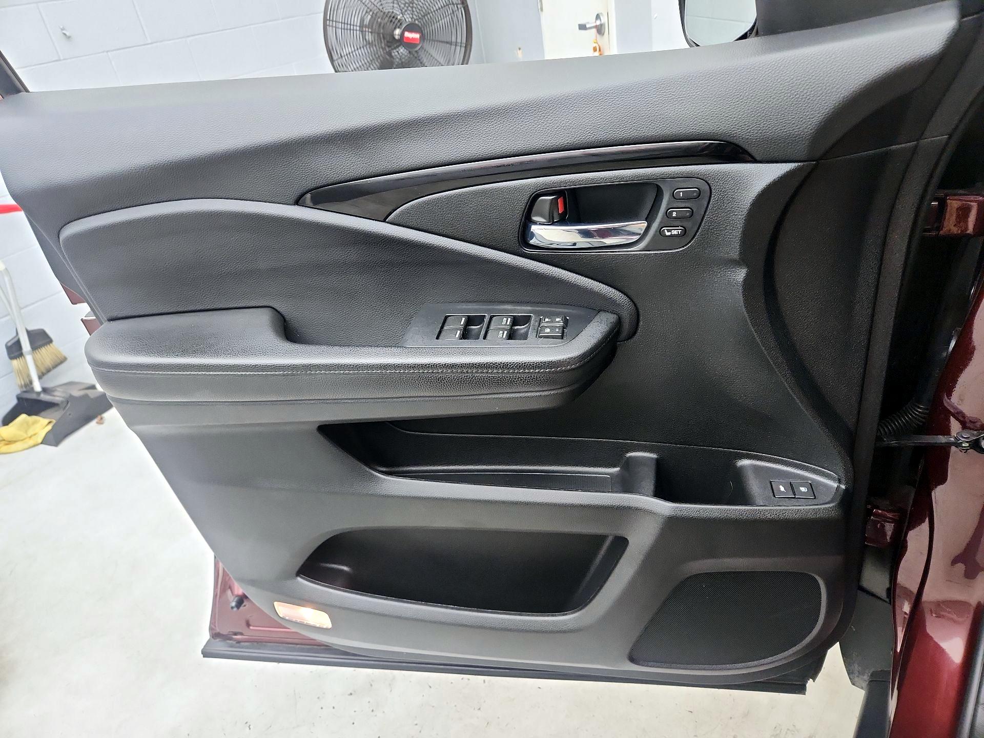 Thumbnail: 2021 Honda Passport - 12