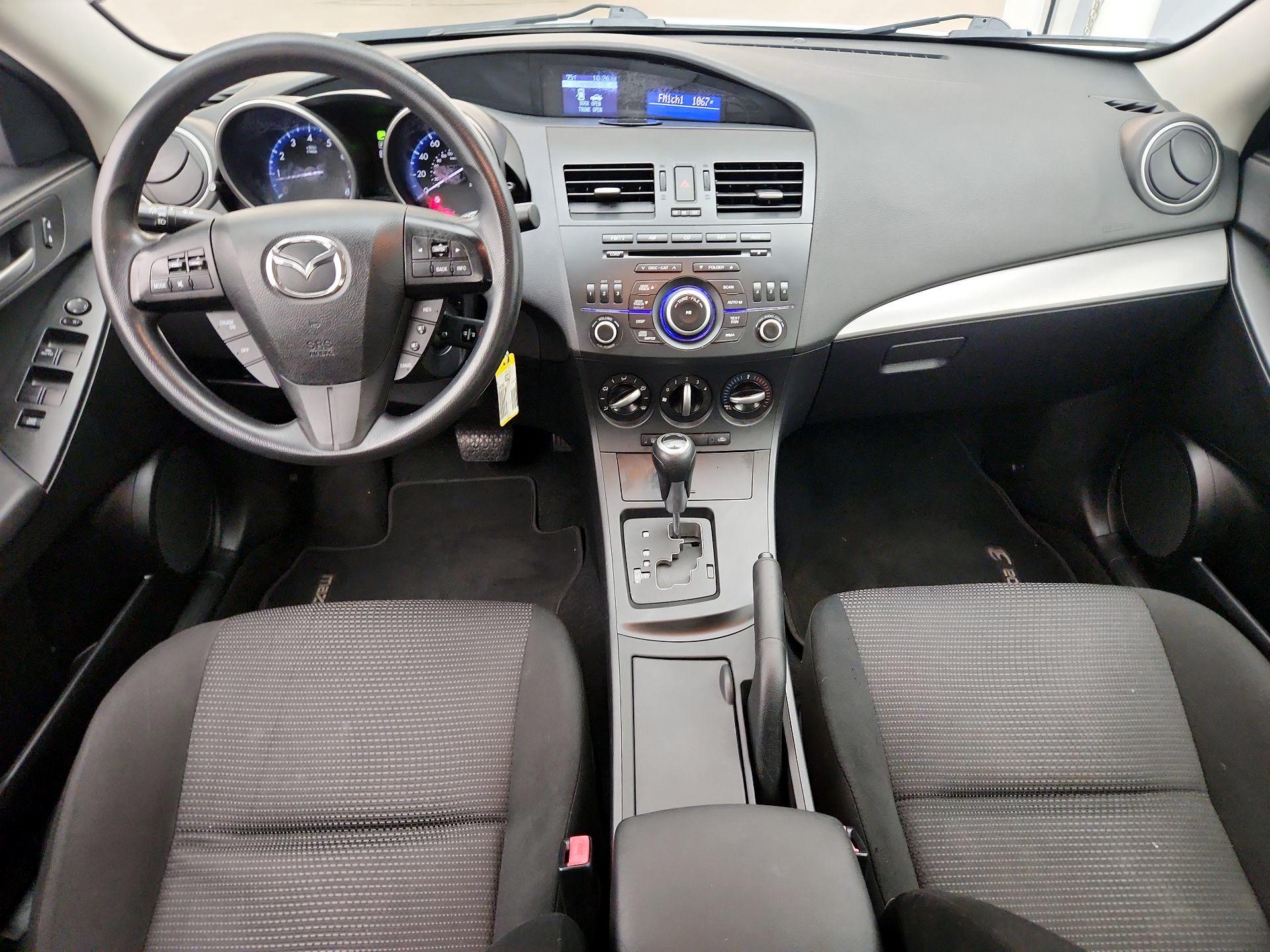 Thumbnail: 2013 Mazda Mazda3 - 9