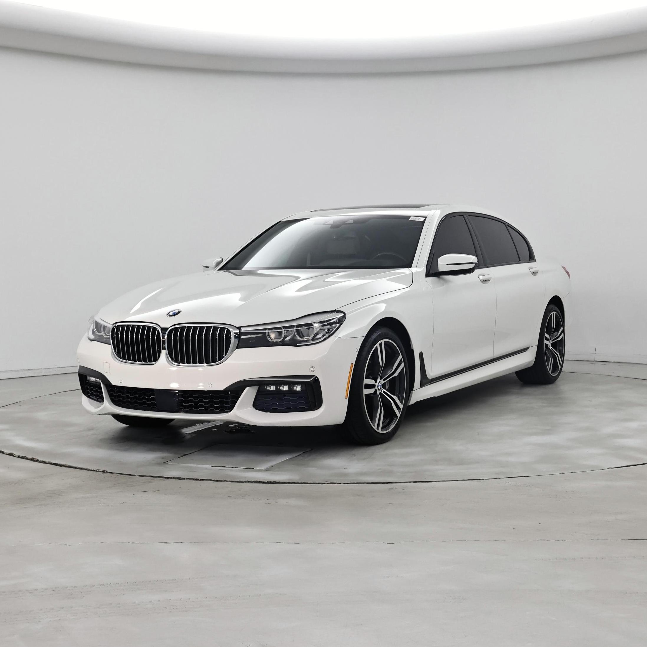 Thumbnail: 2016 BMW 7 Series - 4