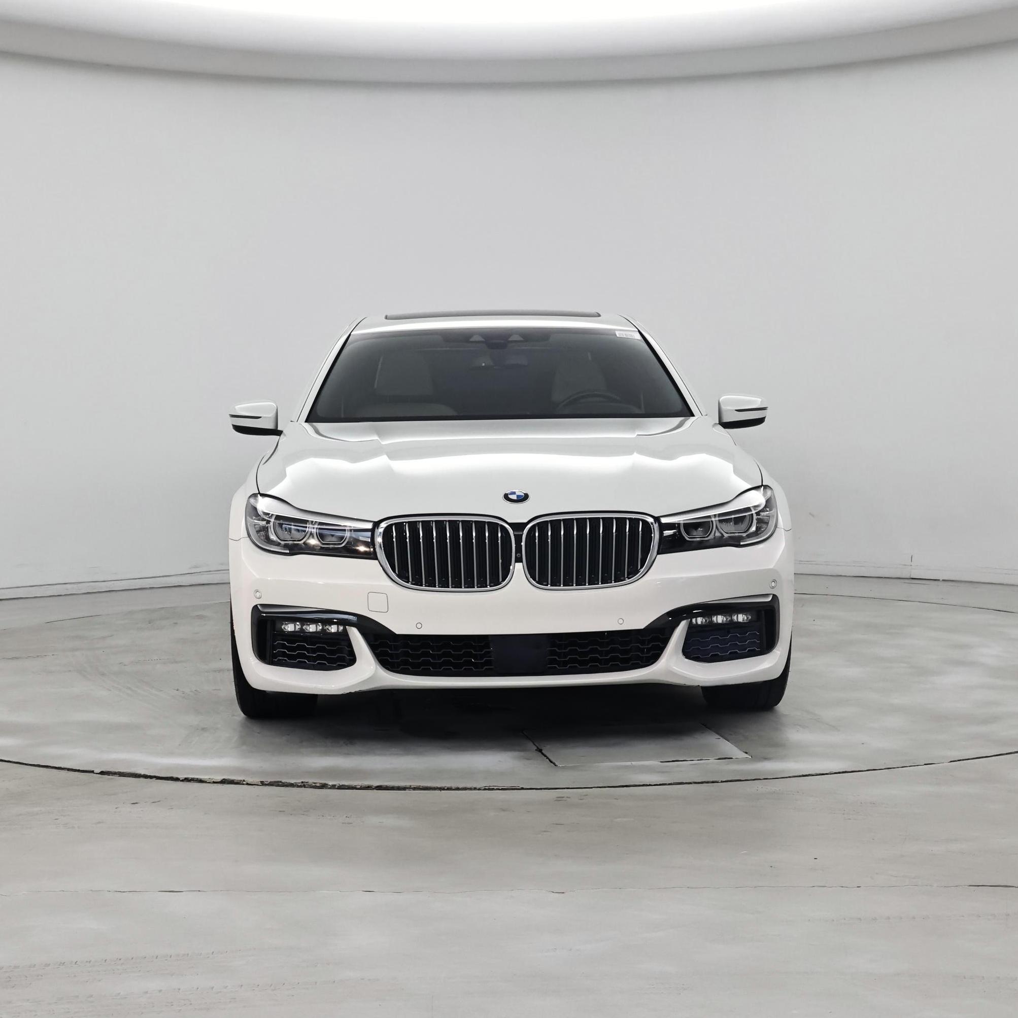 Thumbnail: 2016 BMW 7 Series - 5