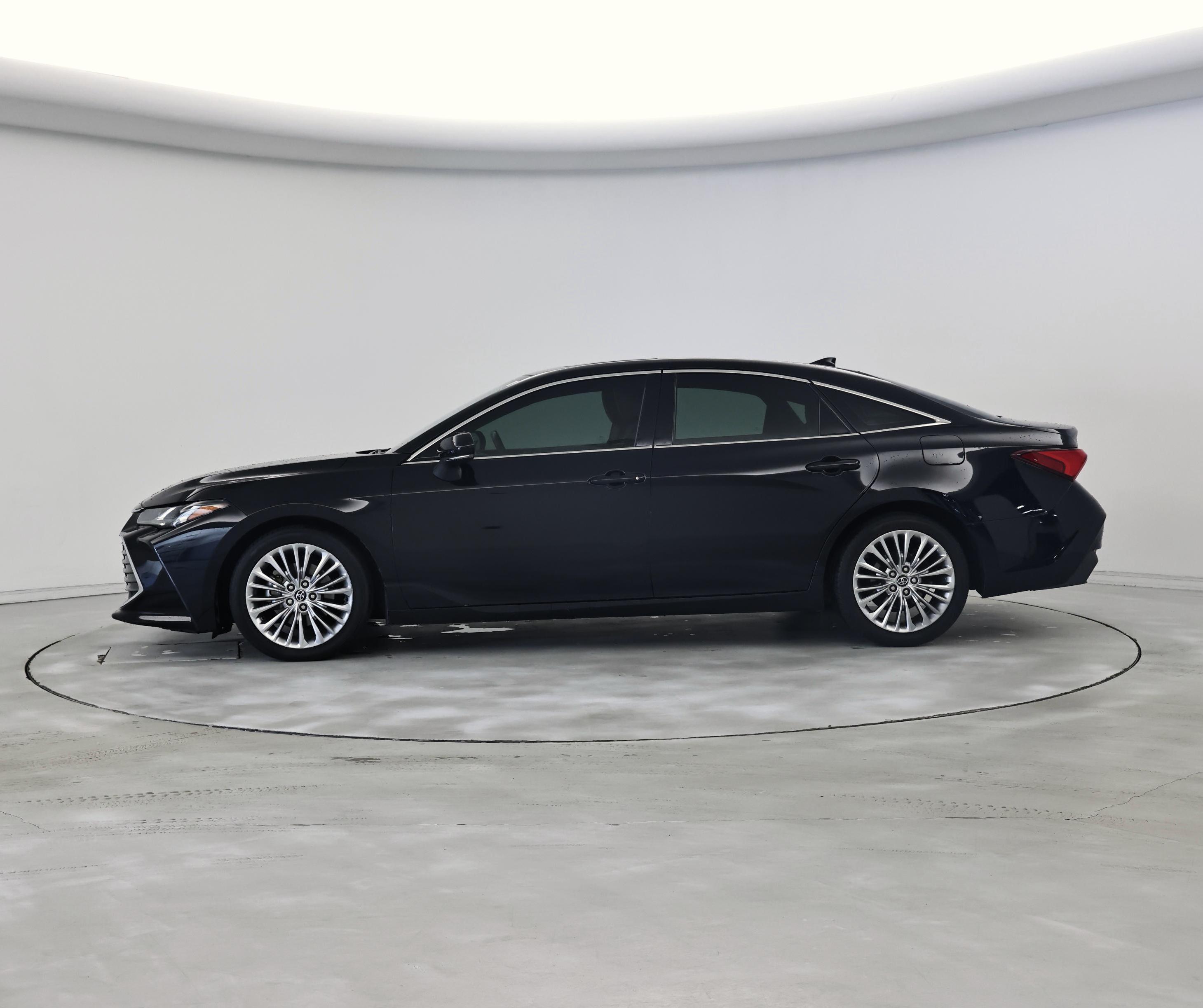 Thumbnail: 2019 Toyota Avalon - 3