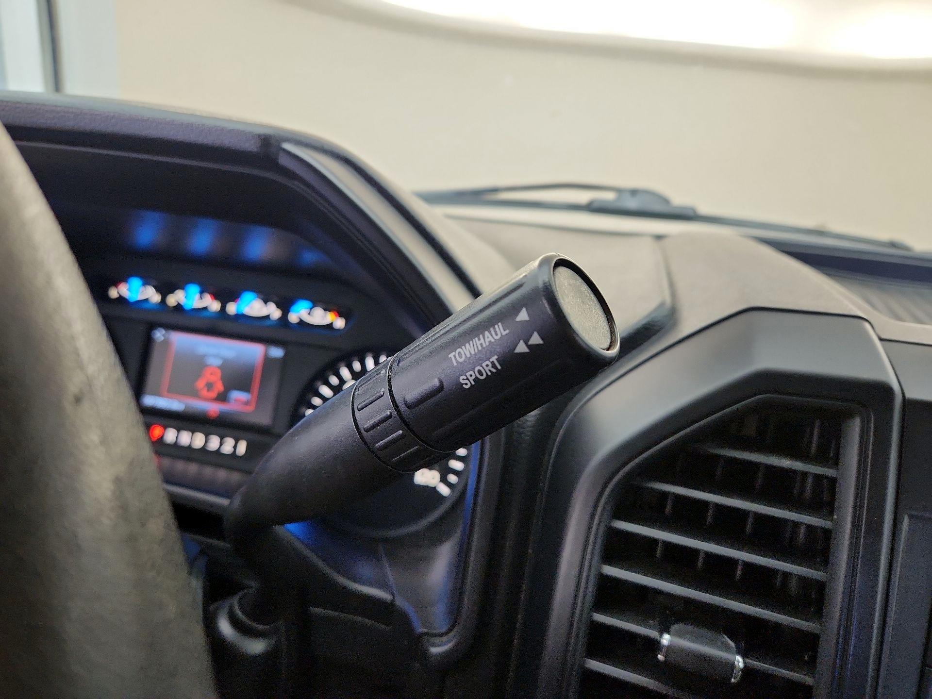 Thumbnail: 2016 Ford F-150 - 16