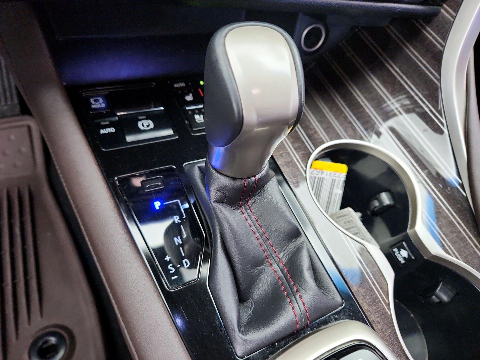 Thumbnail: 2016 Lexus RX - 18