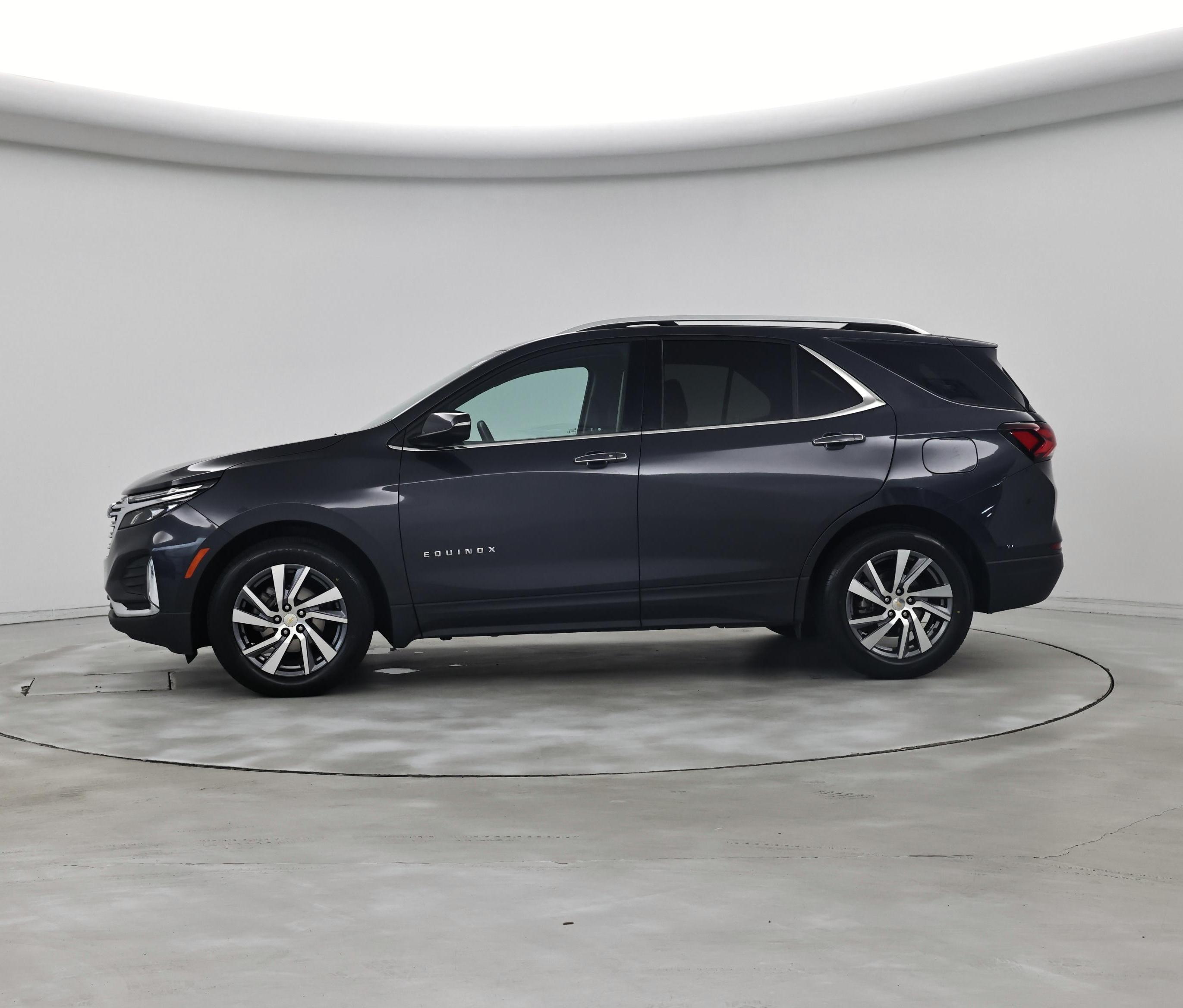 Thumbnail: 2022 Chevrolet Equinox - 3