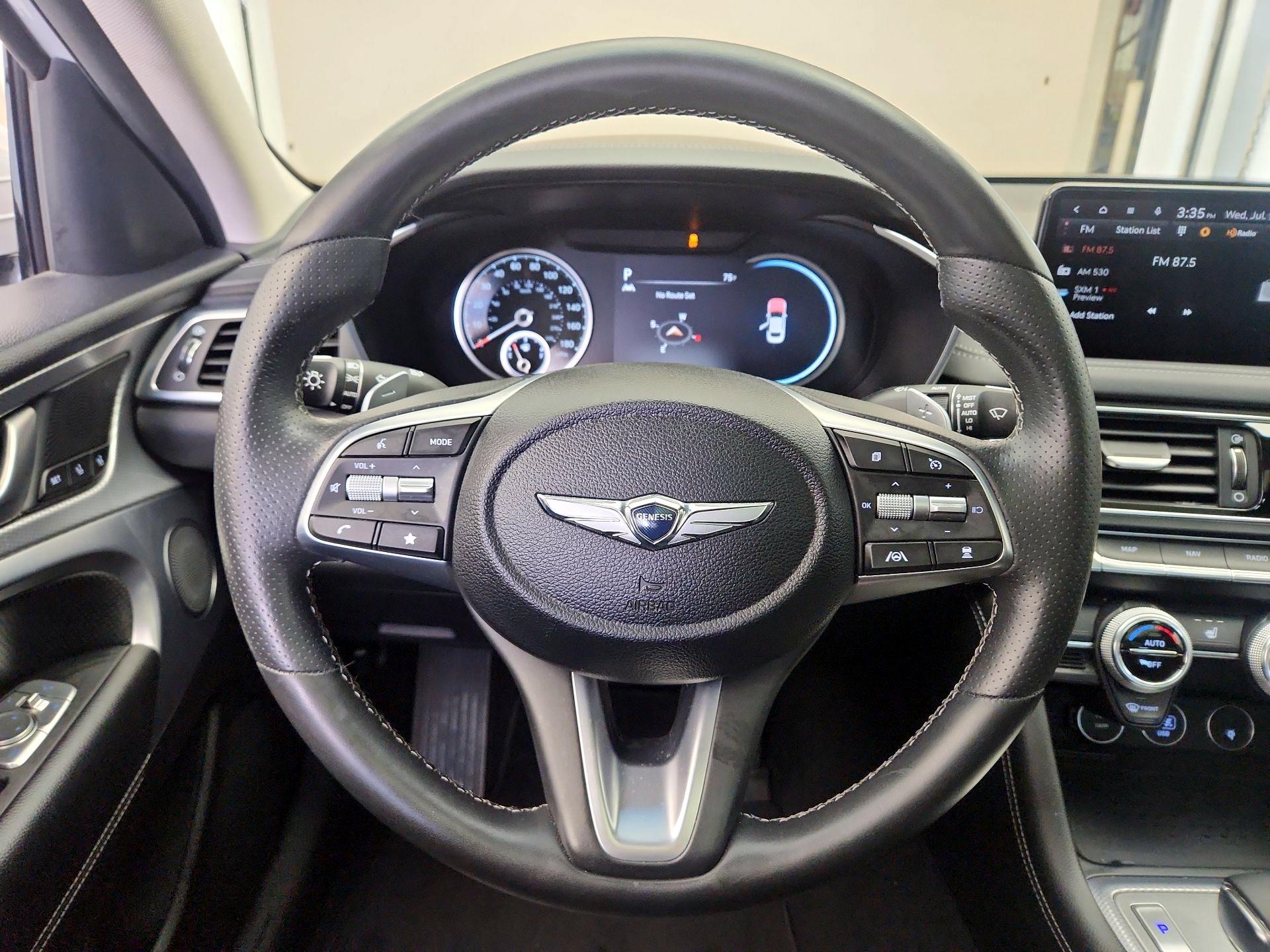 Thumbnail: 2022 Genesis G70 - 10