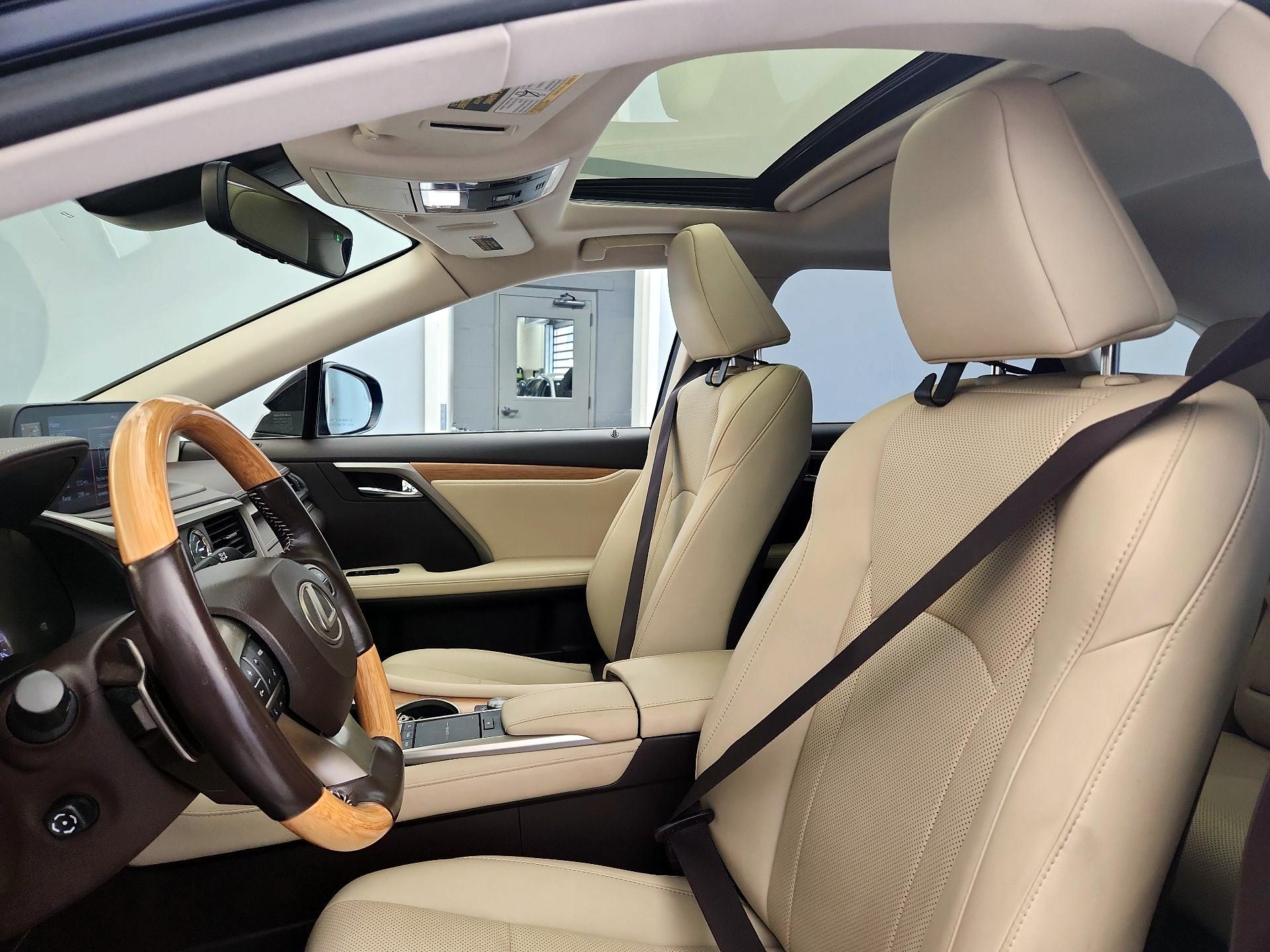 Thumbnail: 2020 Lexus RX - 19