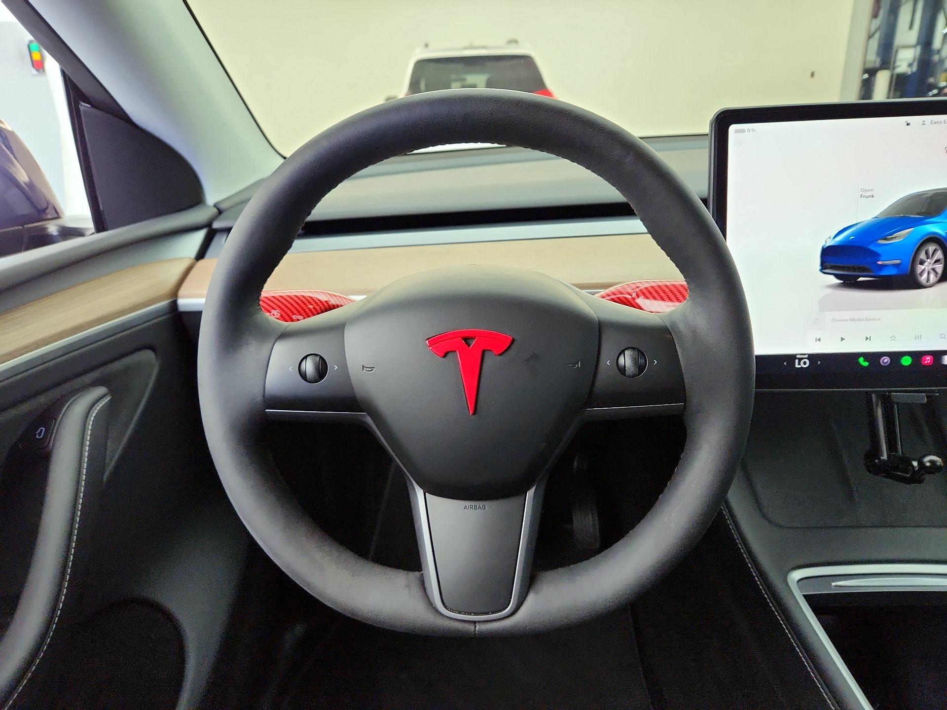 Thumbnail: 2023 Tesla Model Y - 10