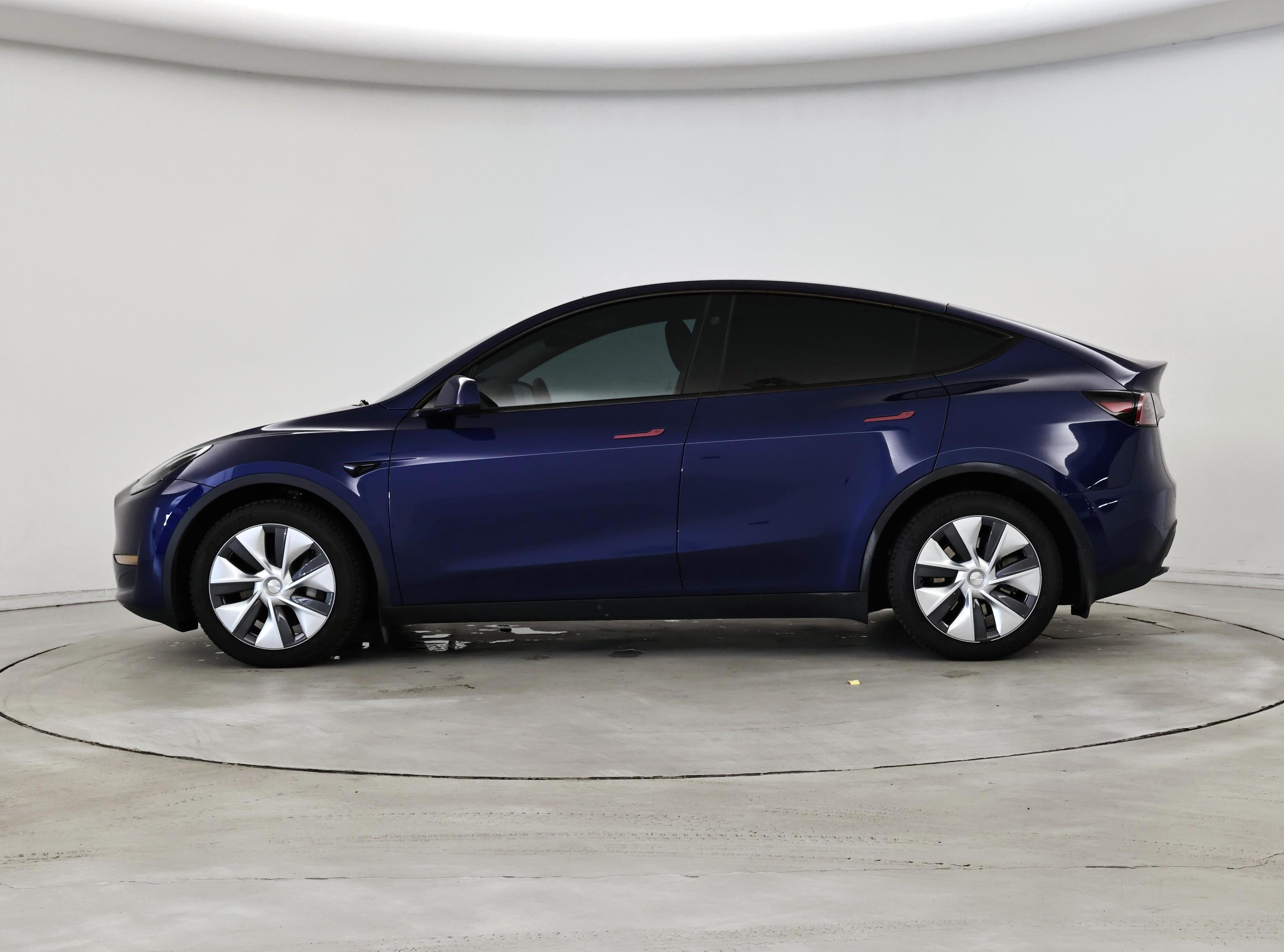 Thumbnail: 2023 Tesla Model Y - 3