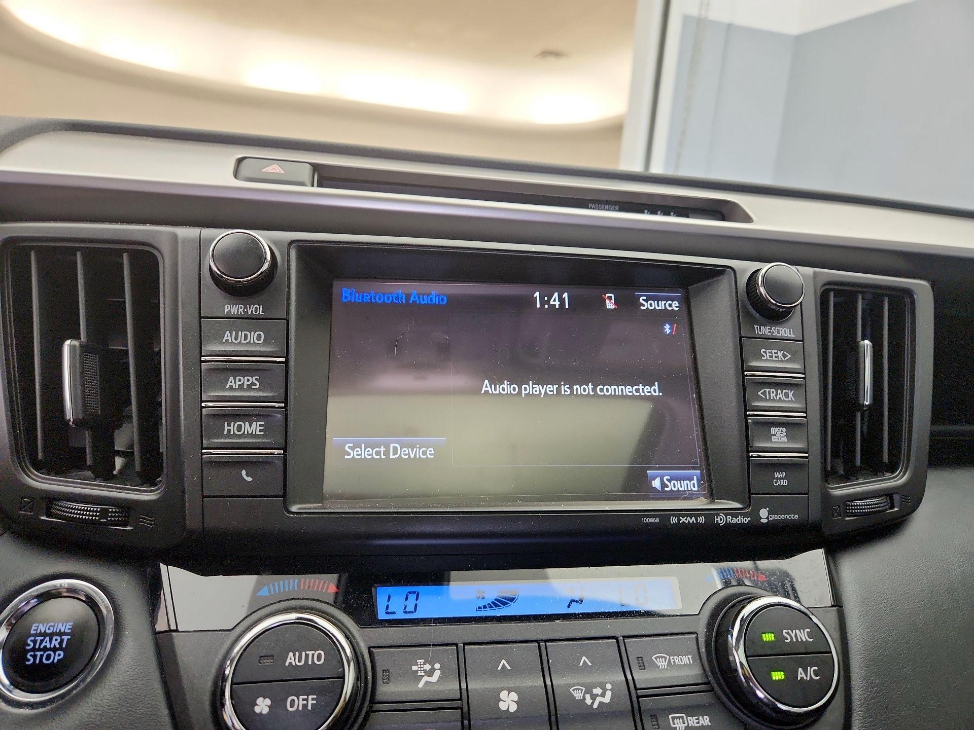 Thumbnail: 2018 Toyota RAV4 - 15
