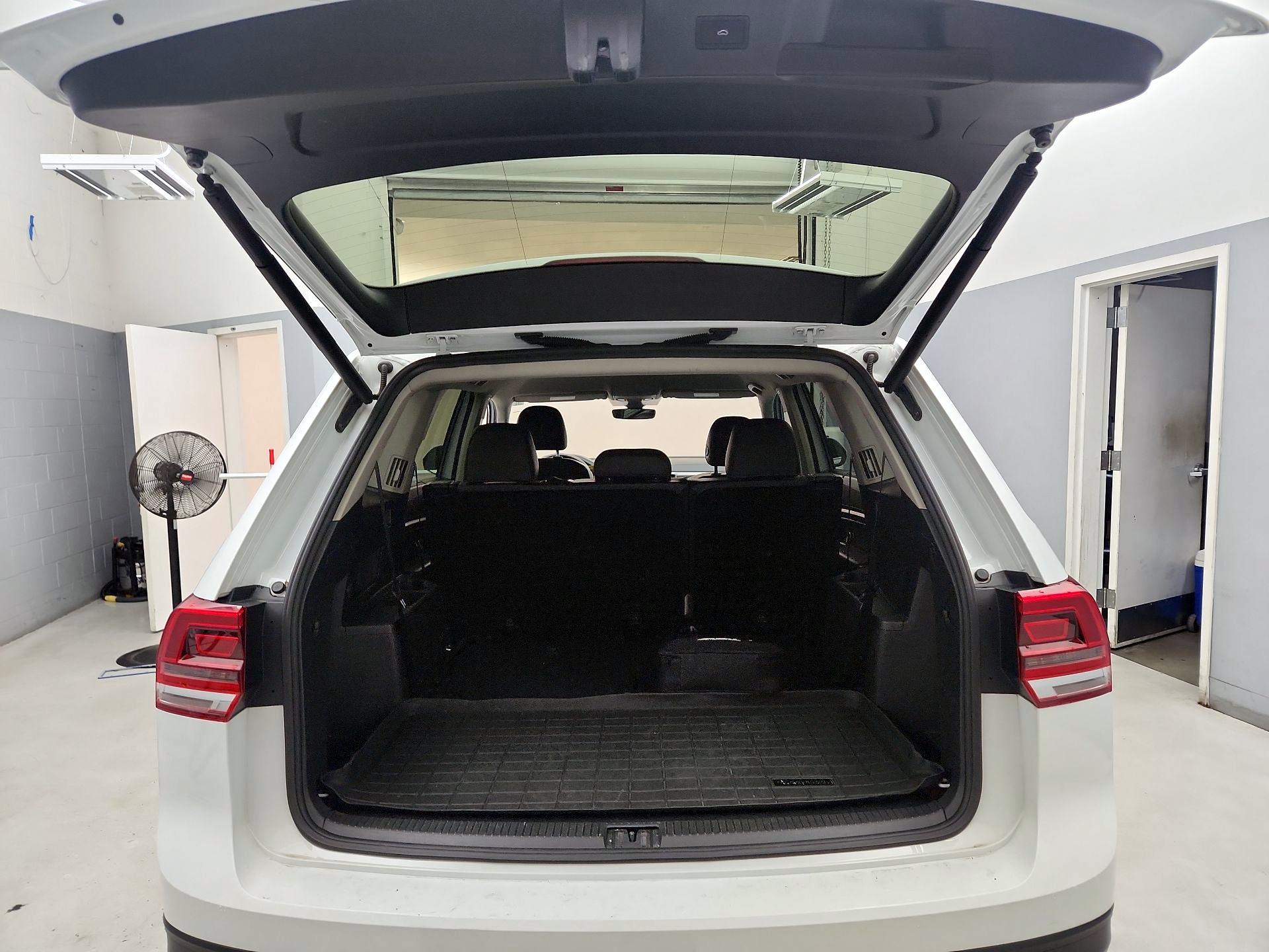 Thumbnail: 2018 Volkswagen Atlas - 19