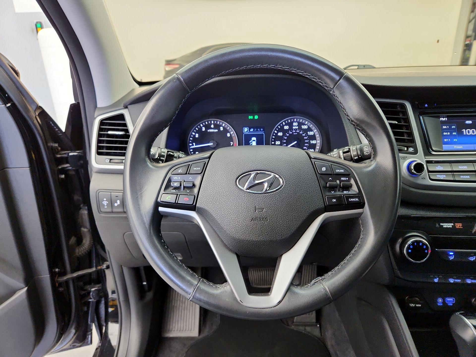 Thumbnail: 2017 Hyundai Tucson - 10