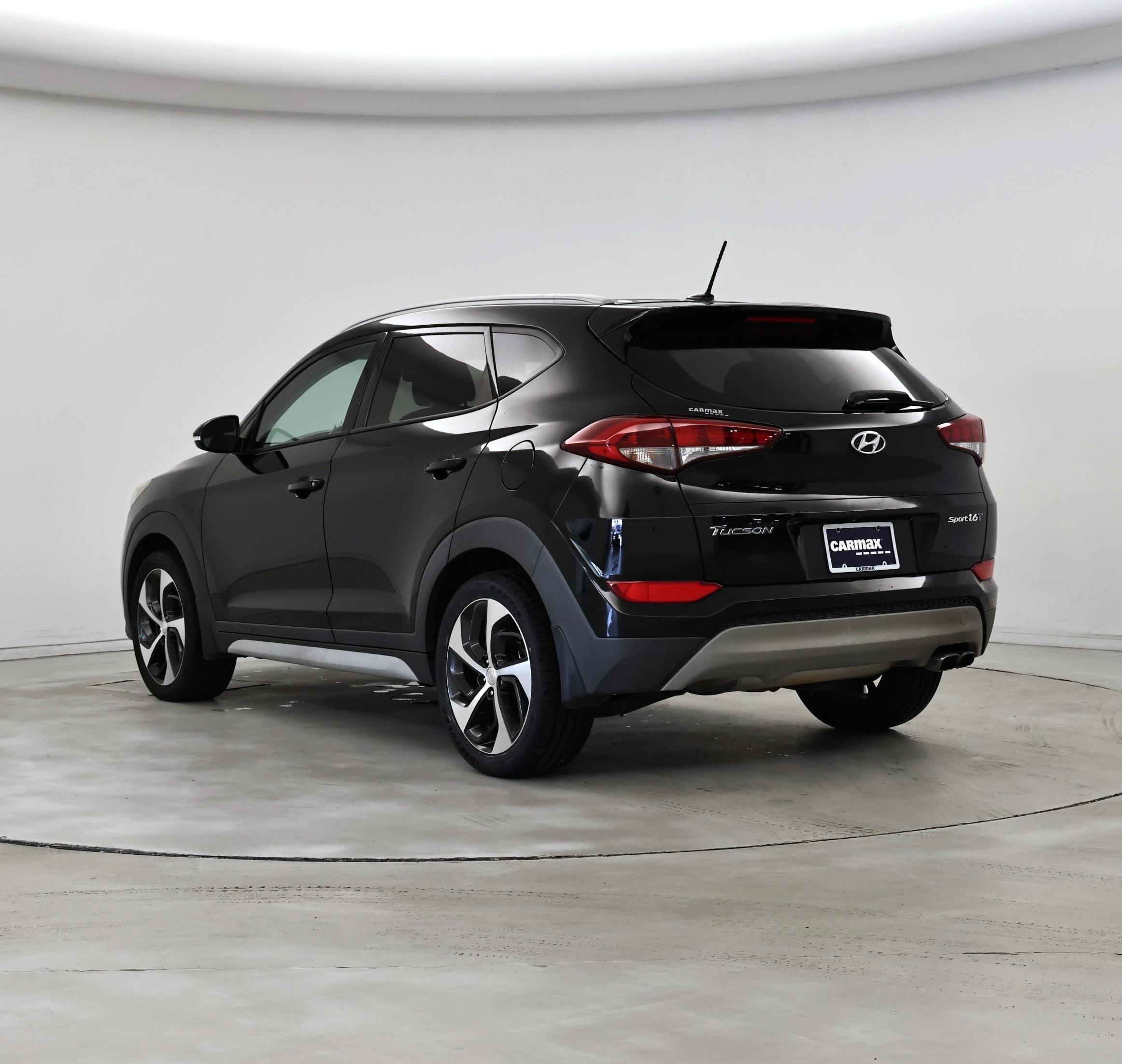 Thumbnail: 2017 Hyundai Tucson - 2