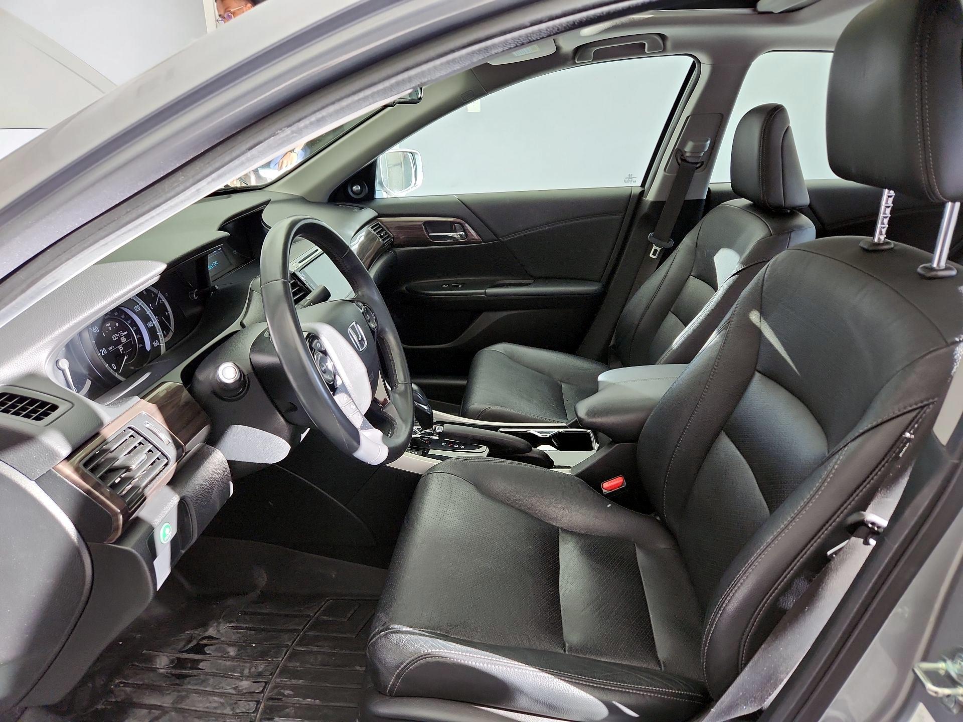 Thumbnail: 2016 Honda Accord - 11
